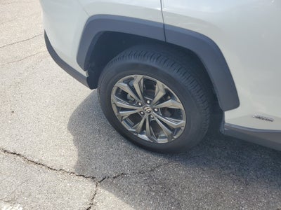 2022 Toyota RAV4 Hybrid XLE Premium