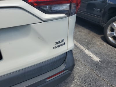 2022 Toyota RAV4 Hybrid XLE Premium