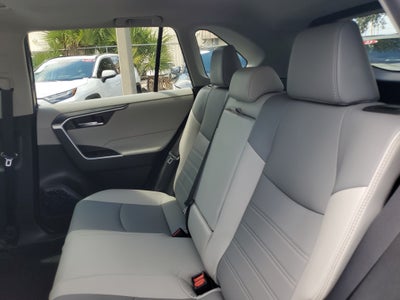 2022 Toyota RAV4 Hybrid XLE Premium