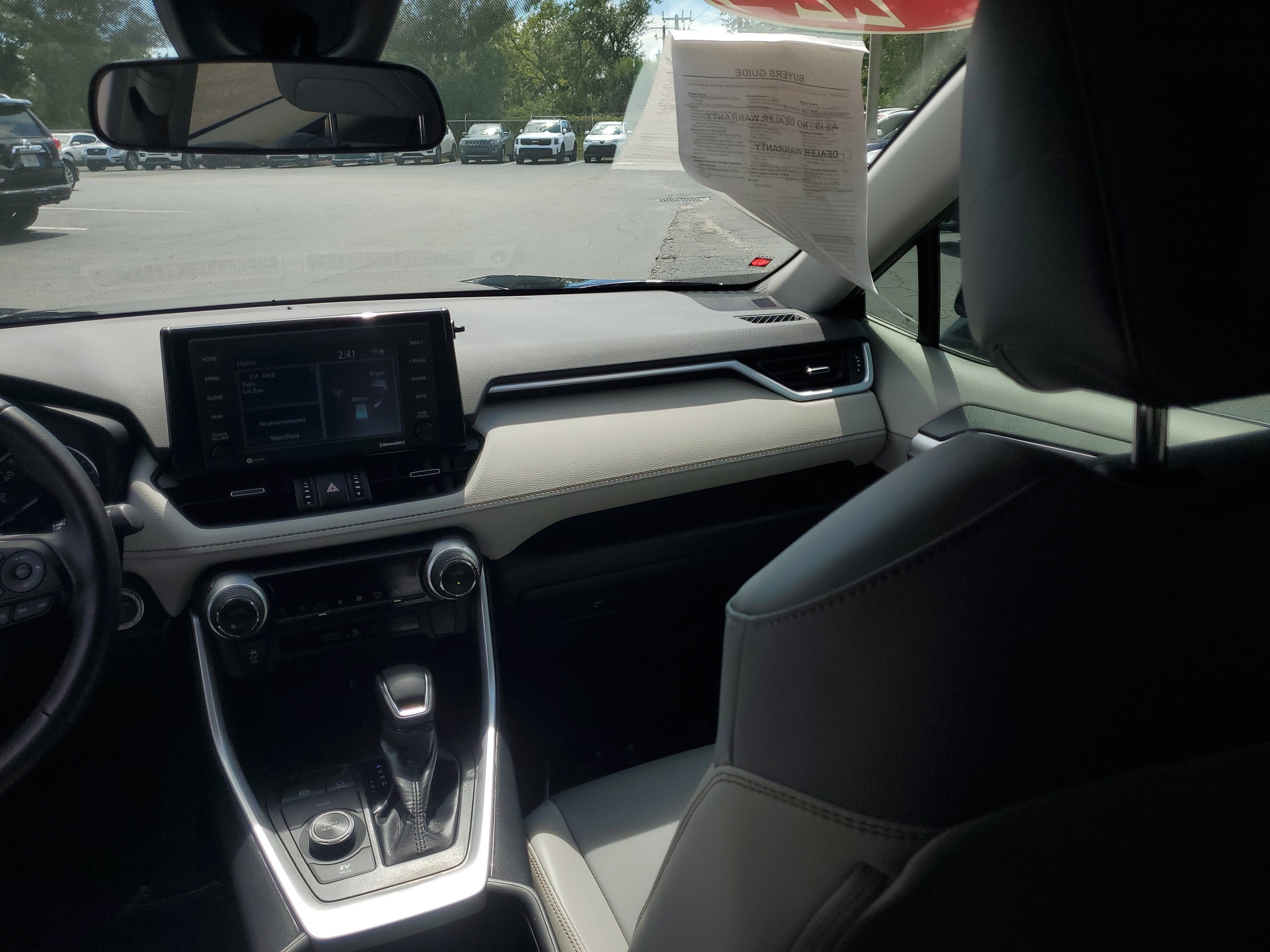 2022 Toyota RAV4 Hybrid XLE Premium