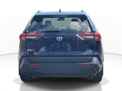 2021 Toyota RAV4 Hybrid XLE