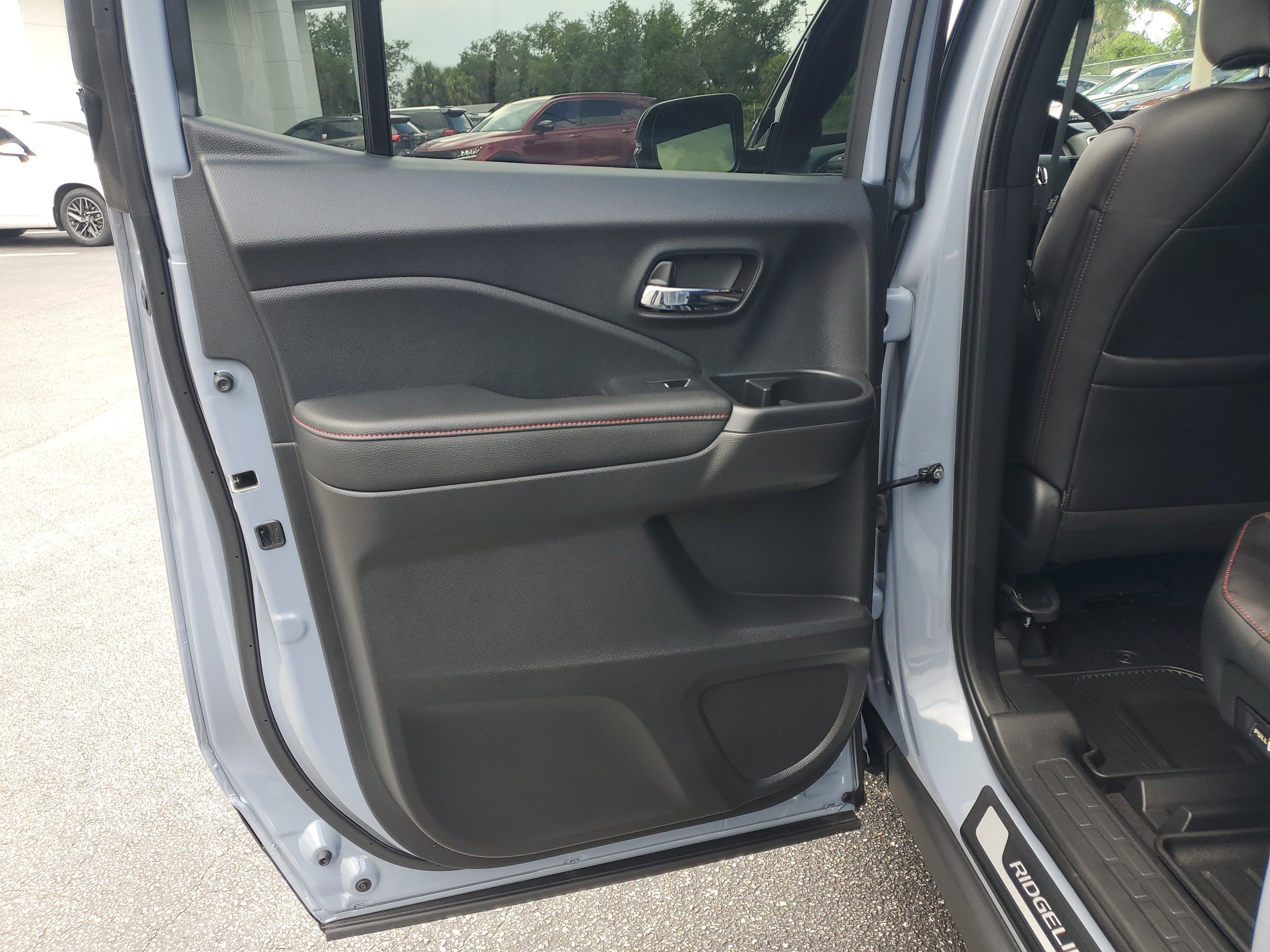 2025 Honda Ridgeline Black Edition
