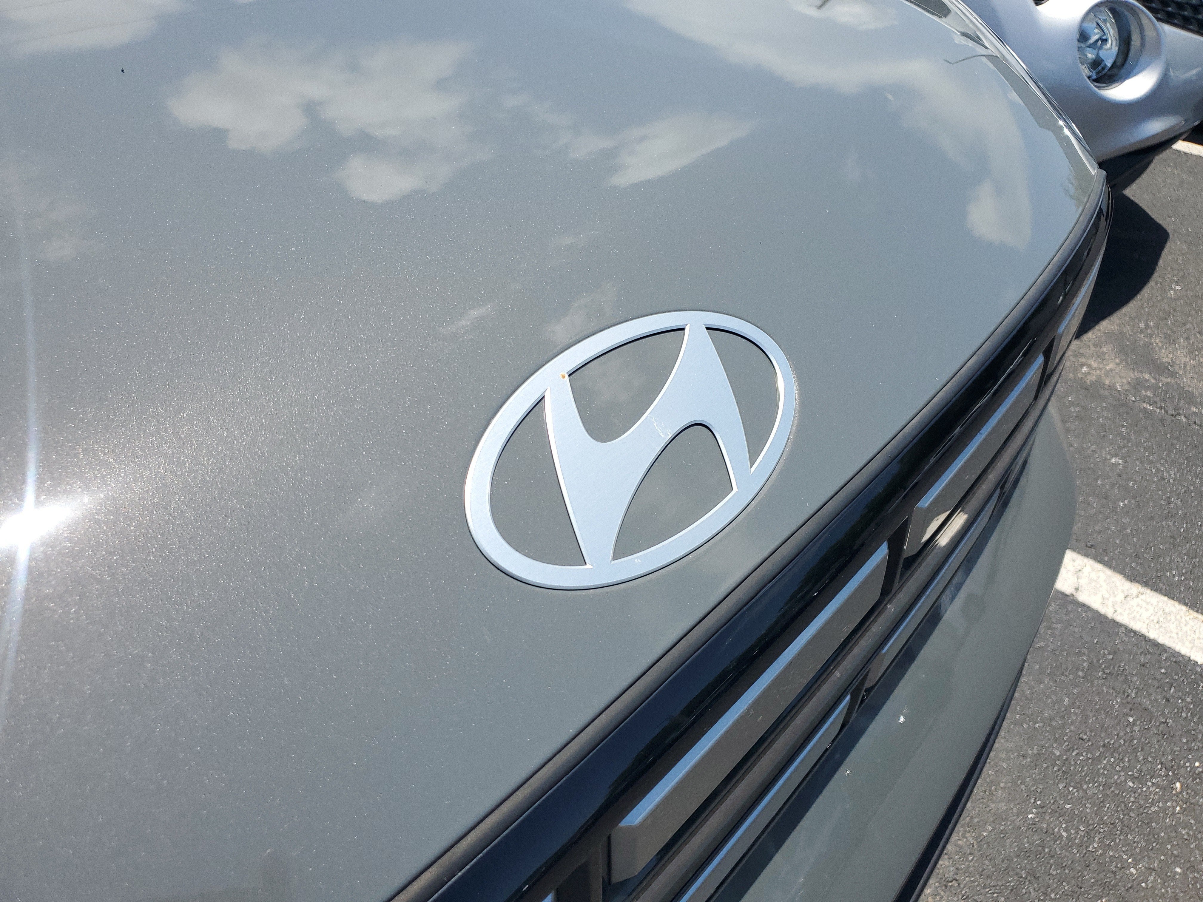 2024 Hyundai Santa Fe SE