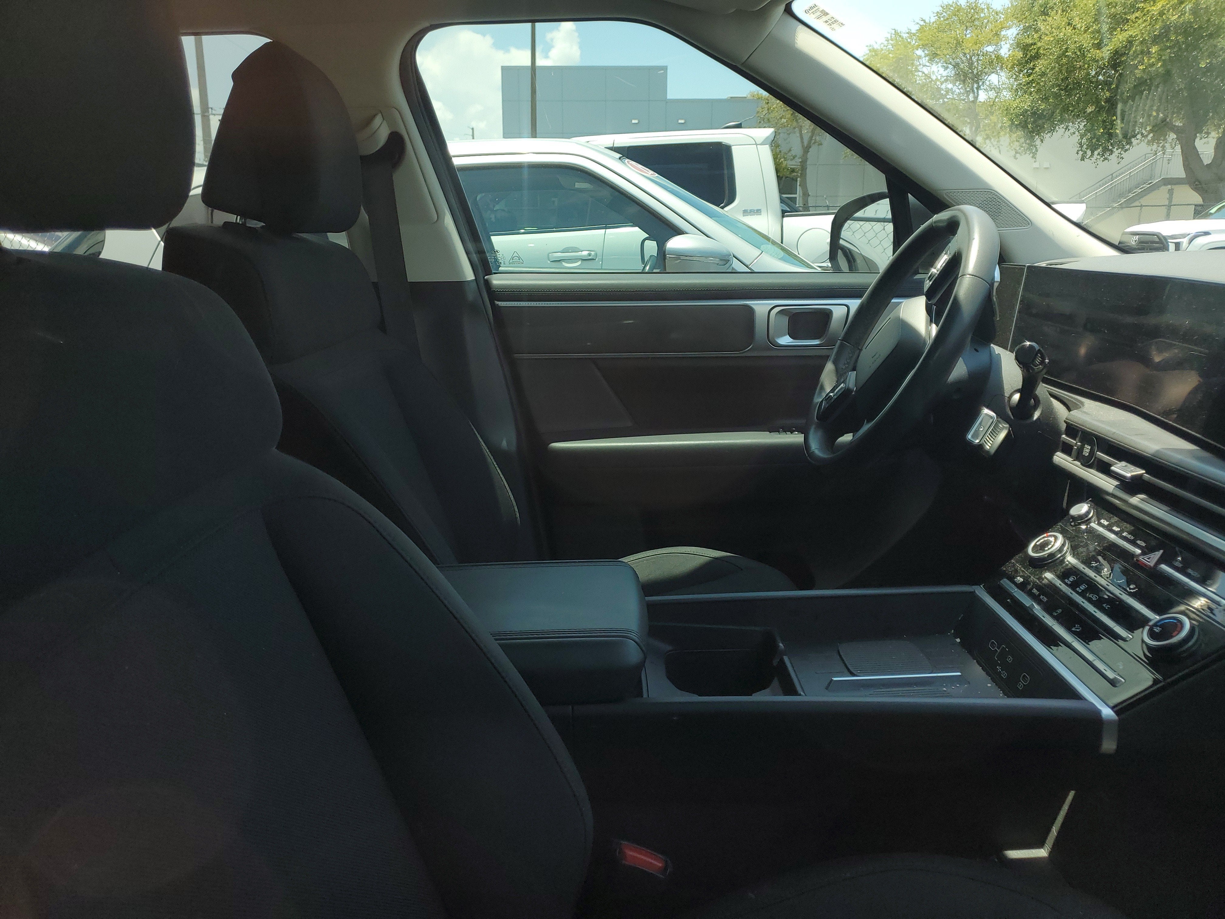 2024 Hyundai Santa Fe SE