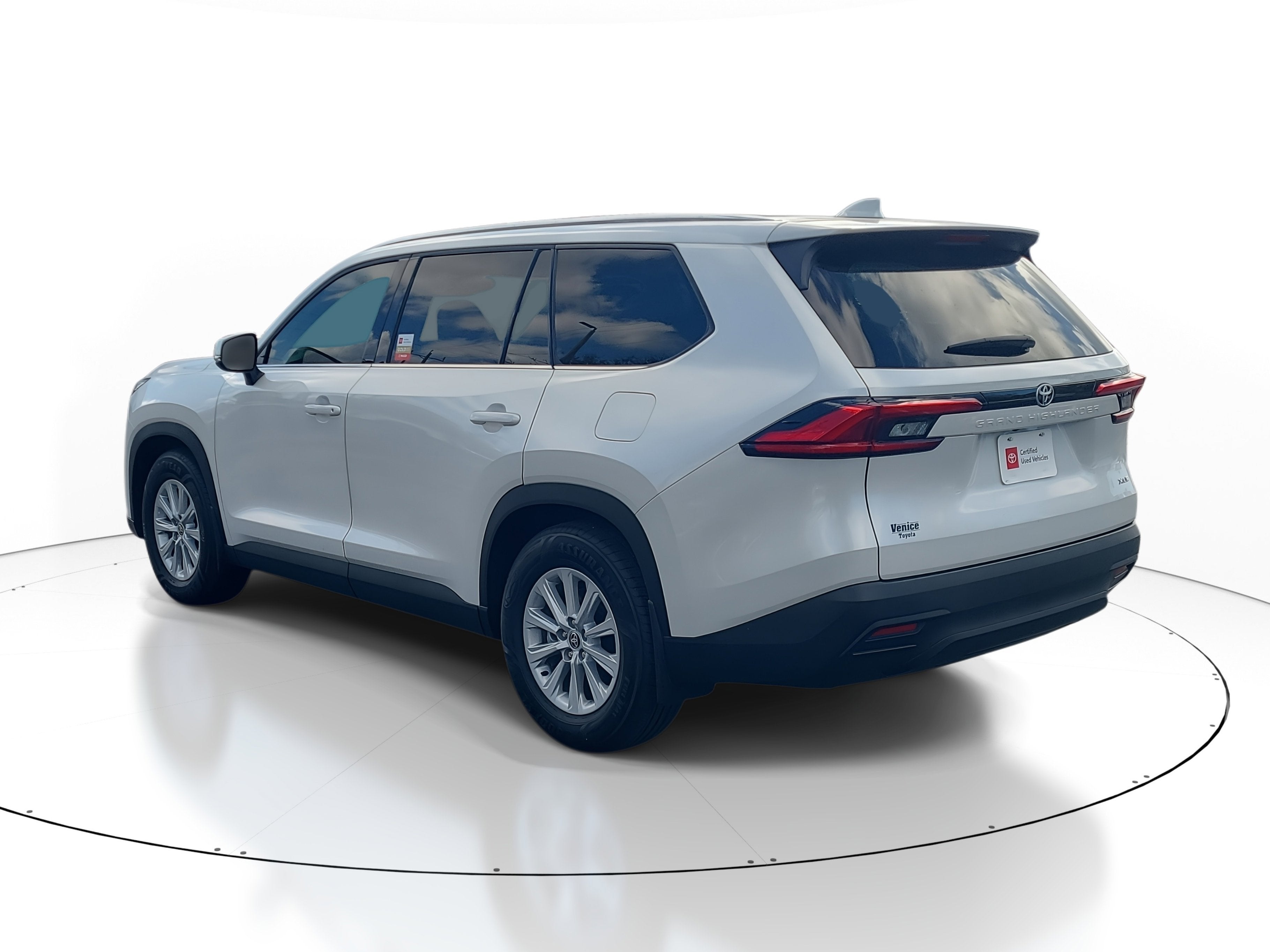 2024 Toyota Grand Highlander XLE