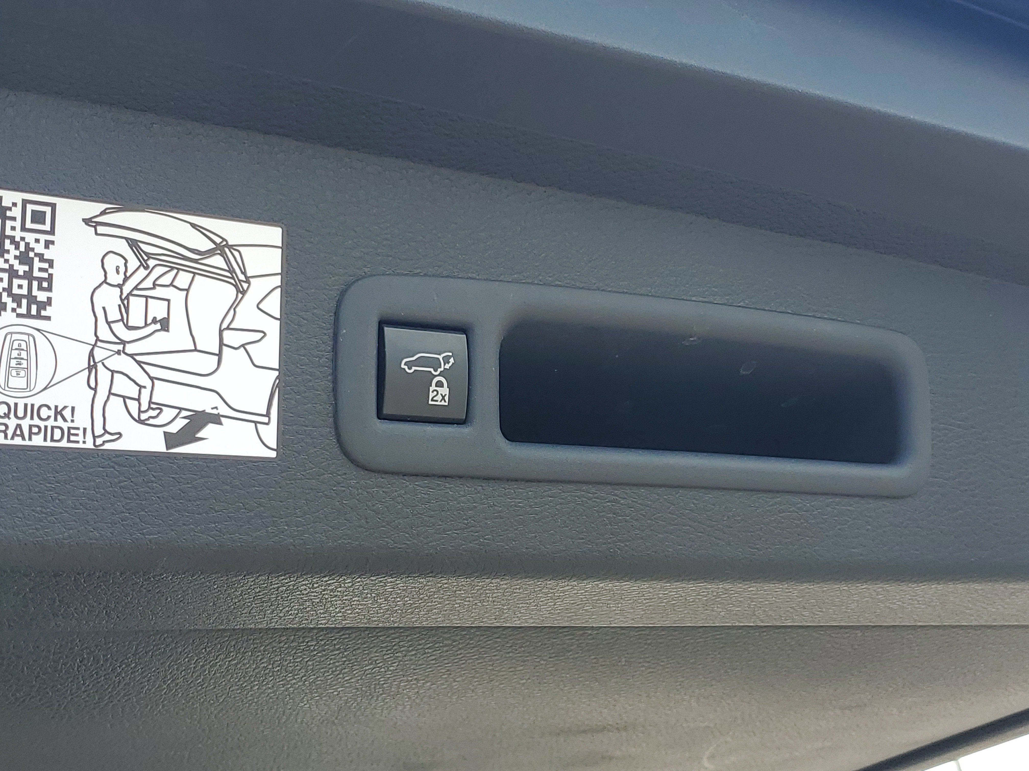 2023 Toyota Sienna XSE 25th Anniversary