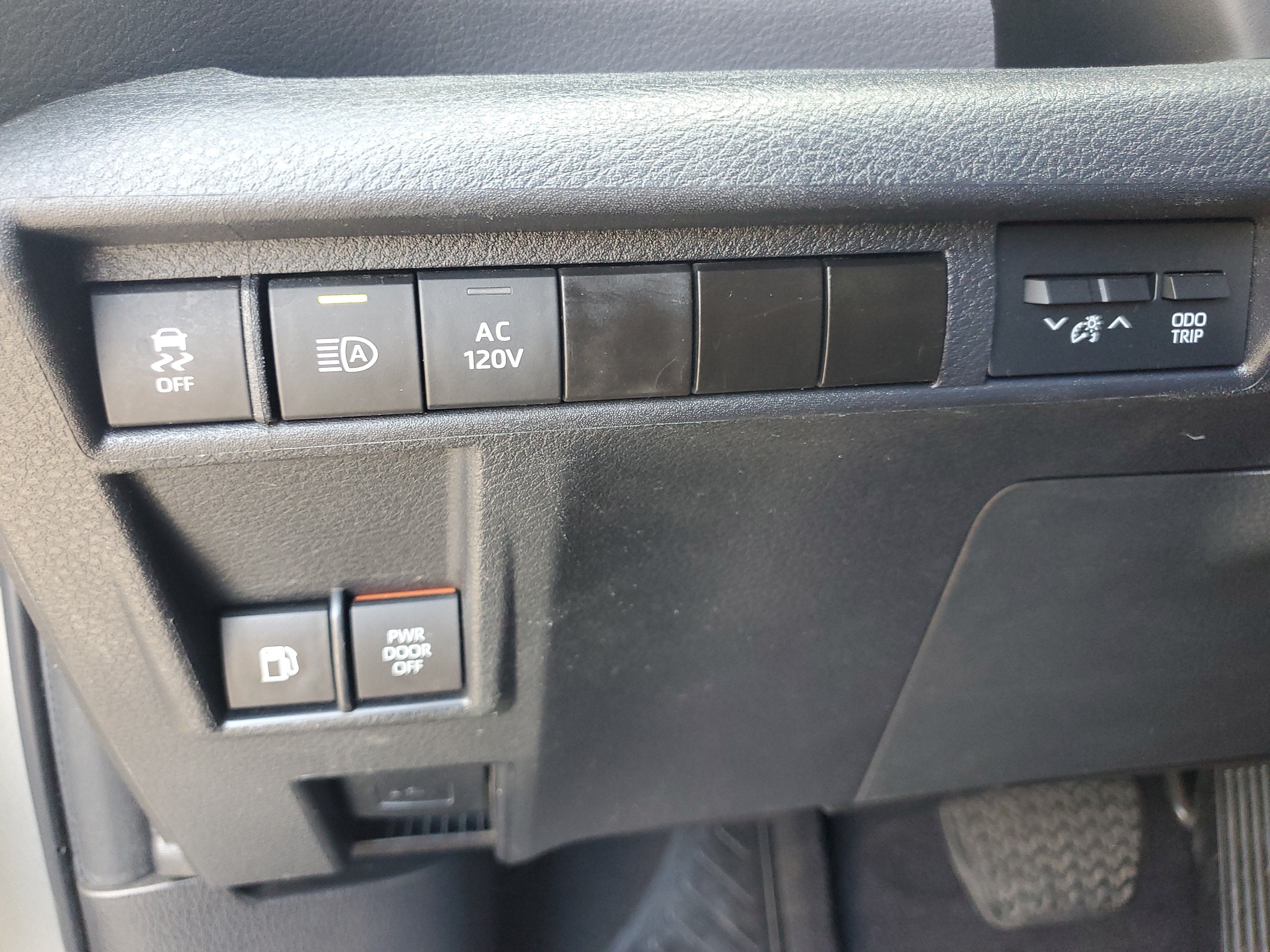 2023 Toyota Sienna XSE 25th Anniversary