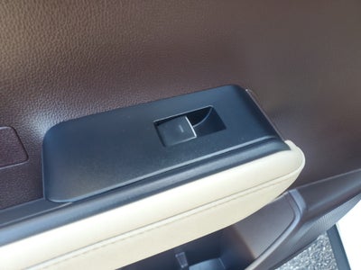 2022 Toyota Highlander Hybrid Platinum