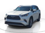 2022 Toyota Highlander Hybrid Platinum