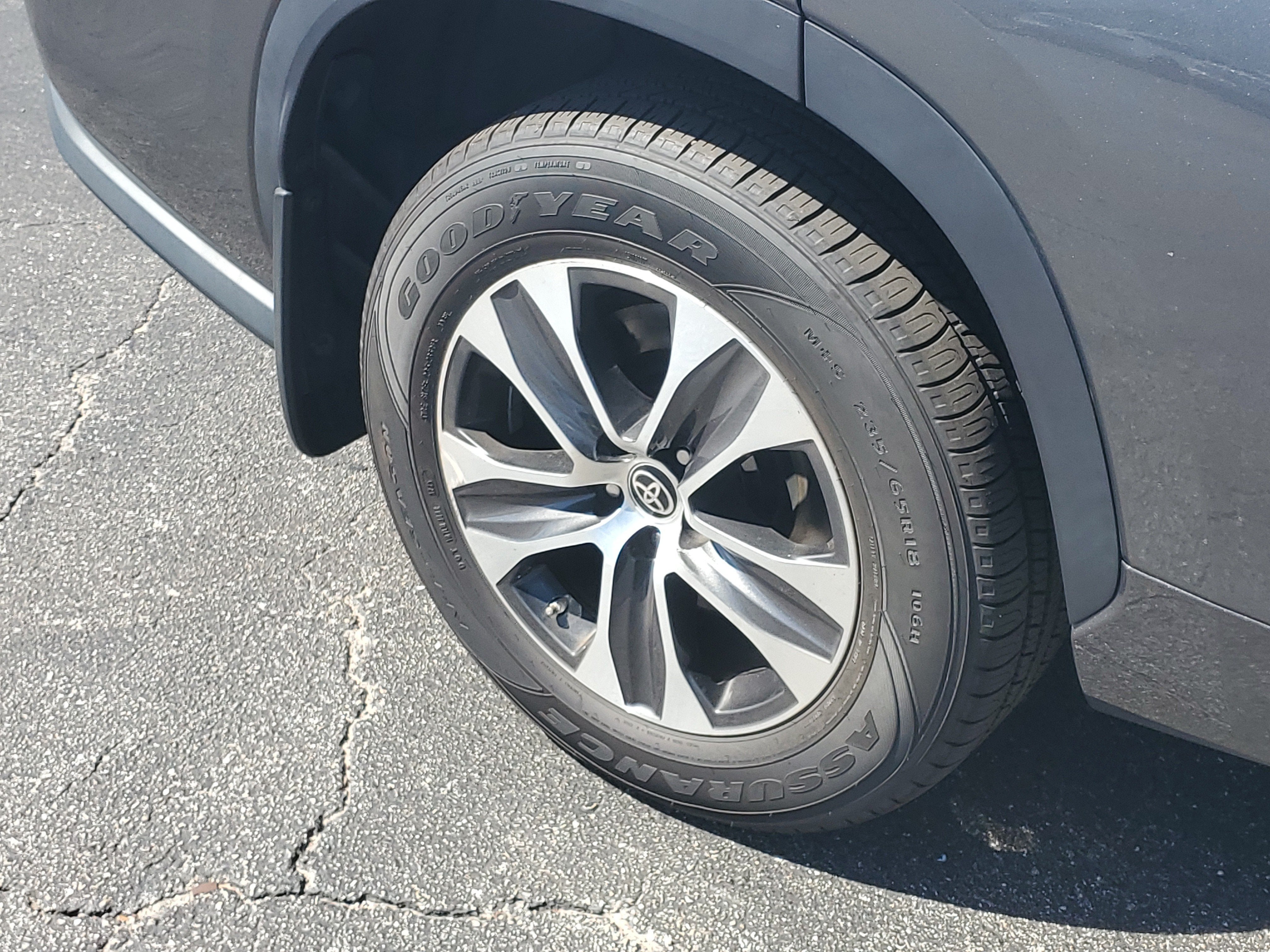 2021 Toyota Highlander Hybrid XLE