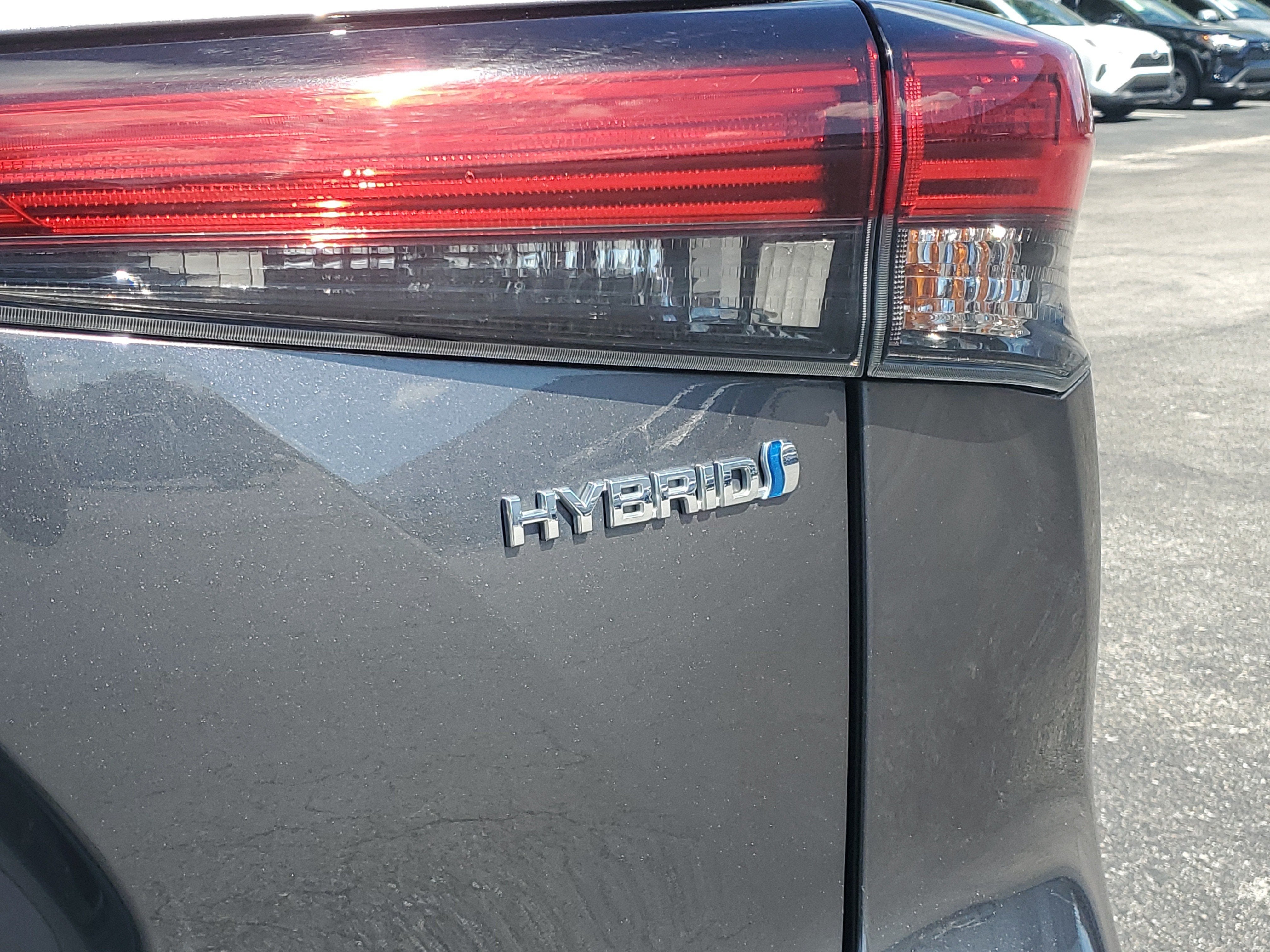 2021 Toyota Highlander Hybrid XLE