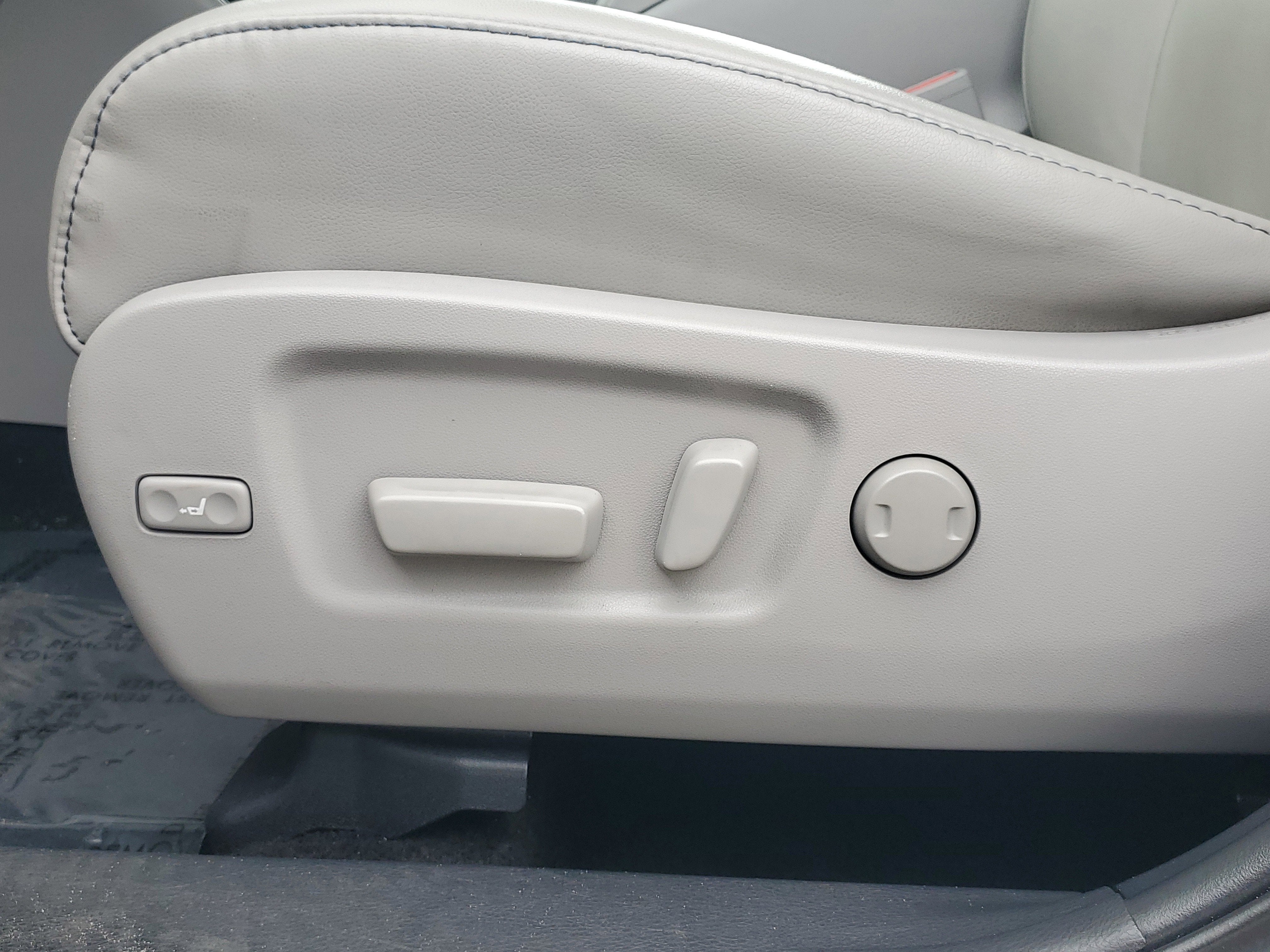 2019 Toyota Highlander Hybrid XLE