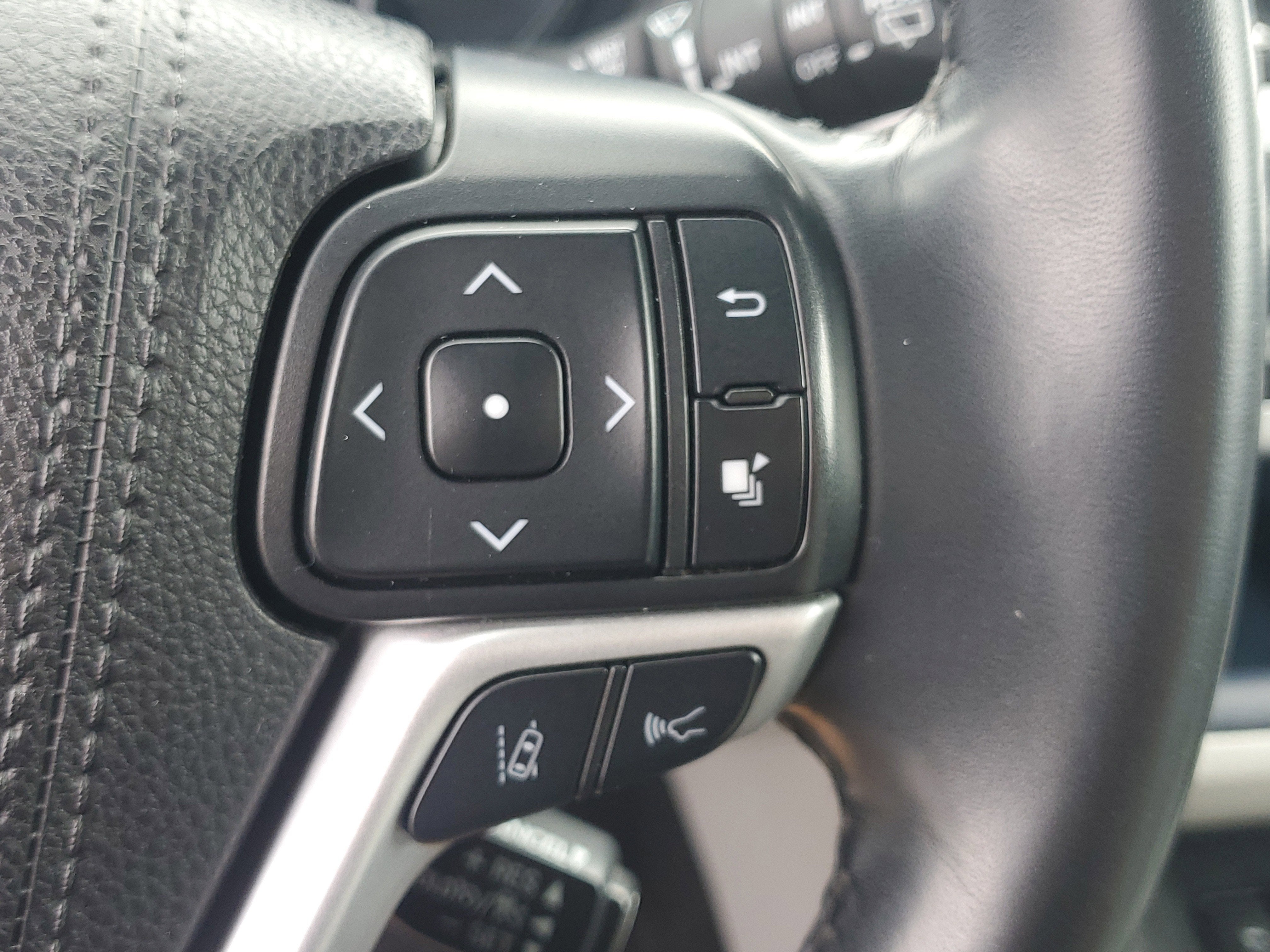 2019 Toyota Highlander Hybrid XLE