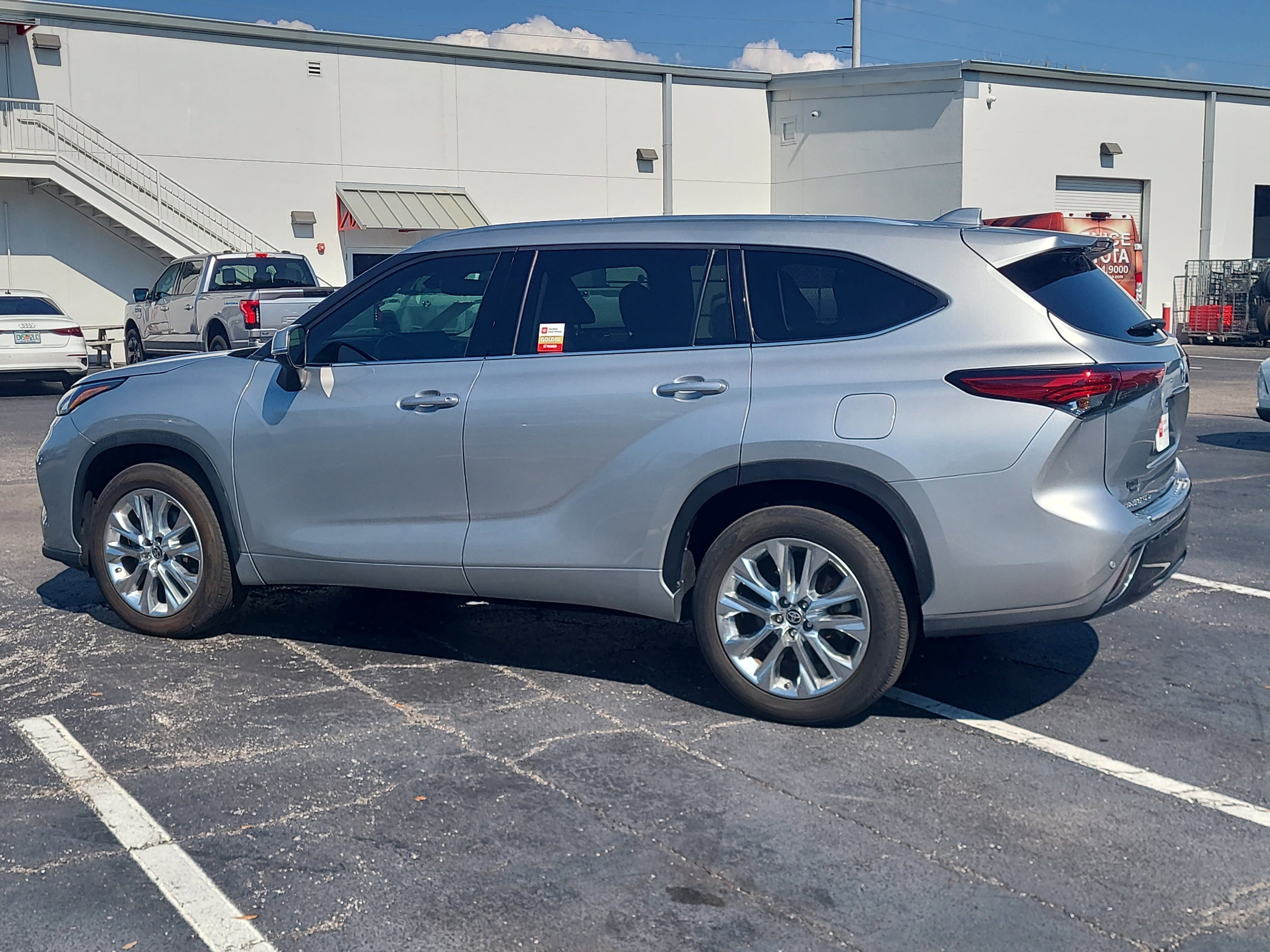 2023 Toyota Highlander Limited