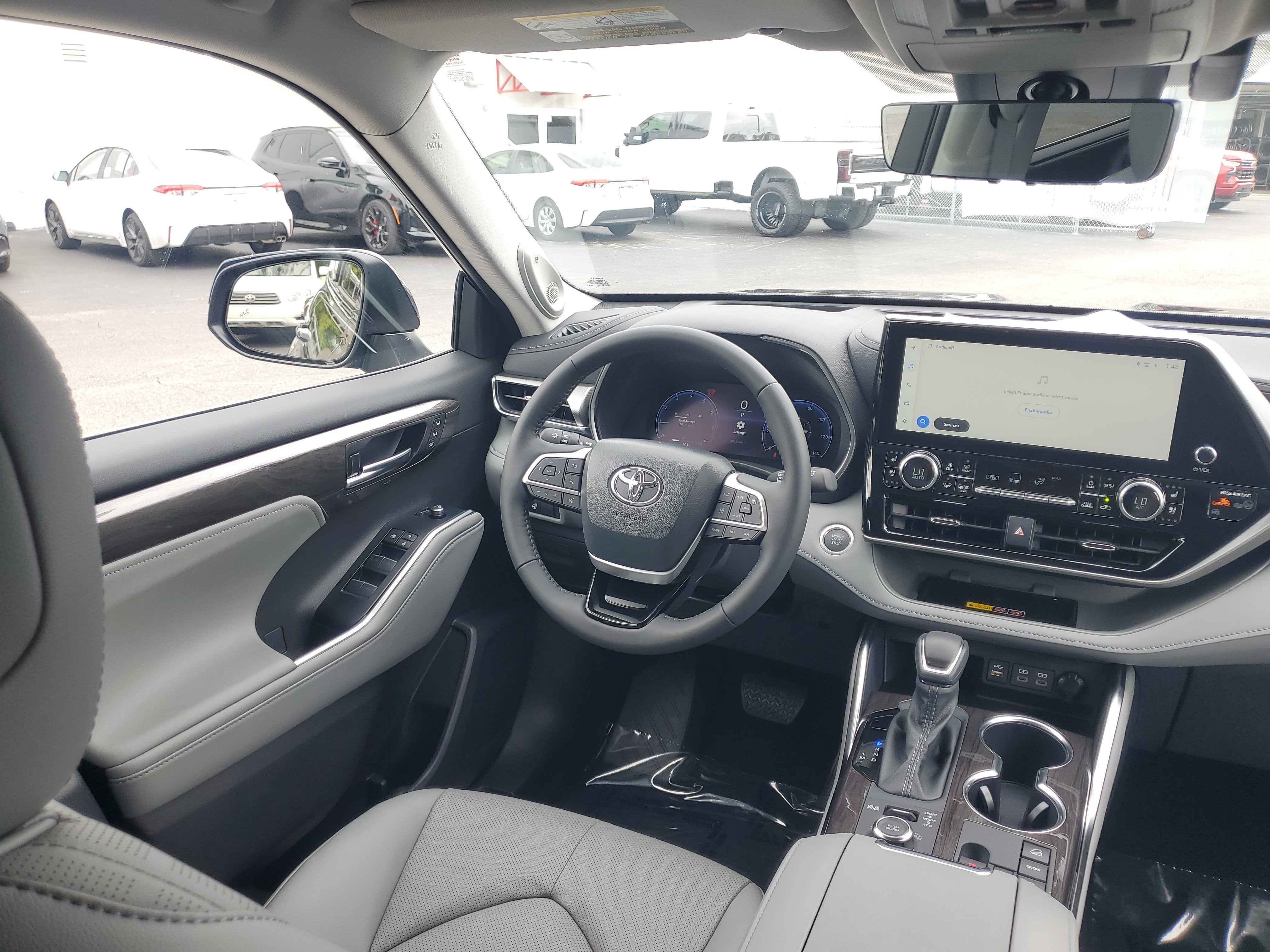 2026 Toyota Highlander Platinum