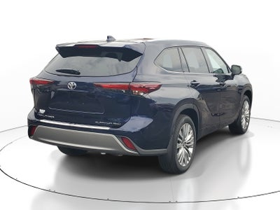 2026 Toyota Highlander Platinum