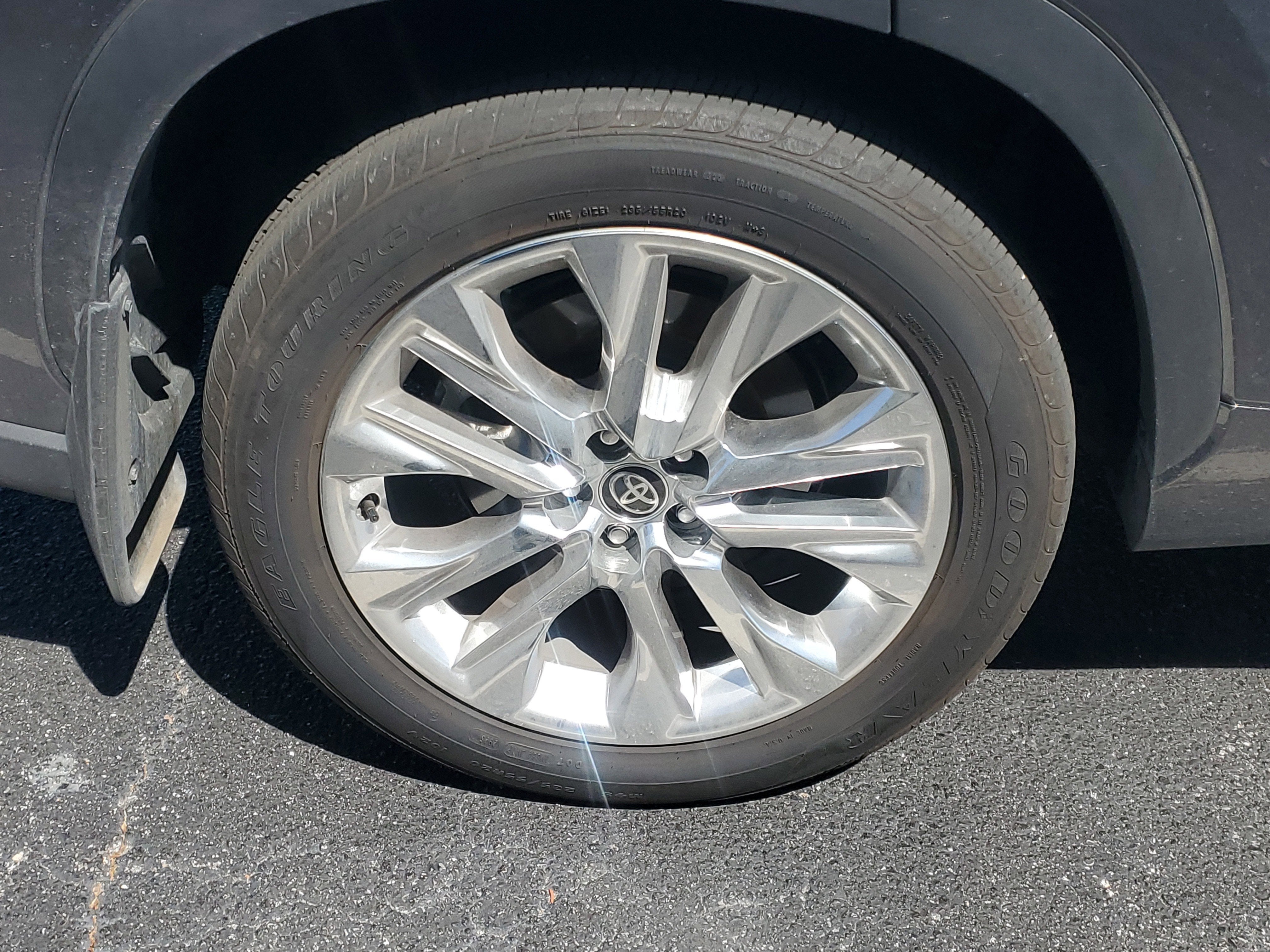 2025 Toyota Highlander Hybrid Limited