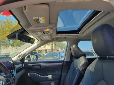 2023 Toyota Highlander Hybrid Limited