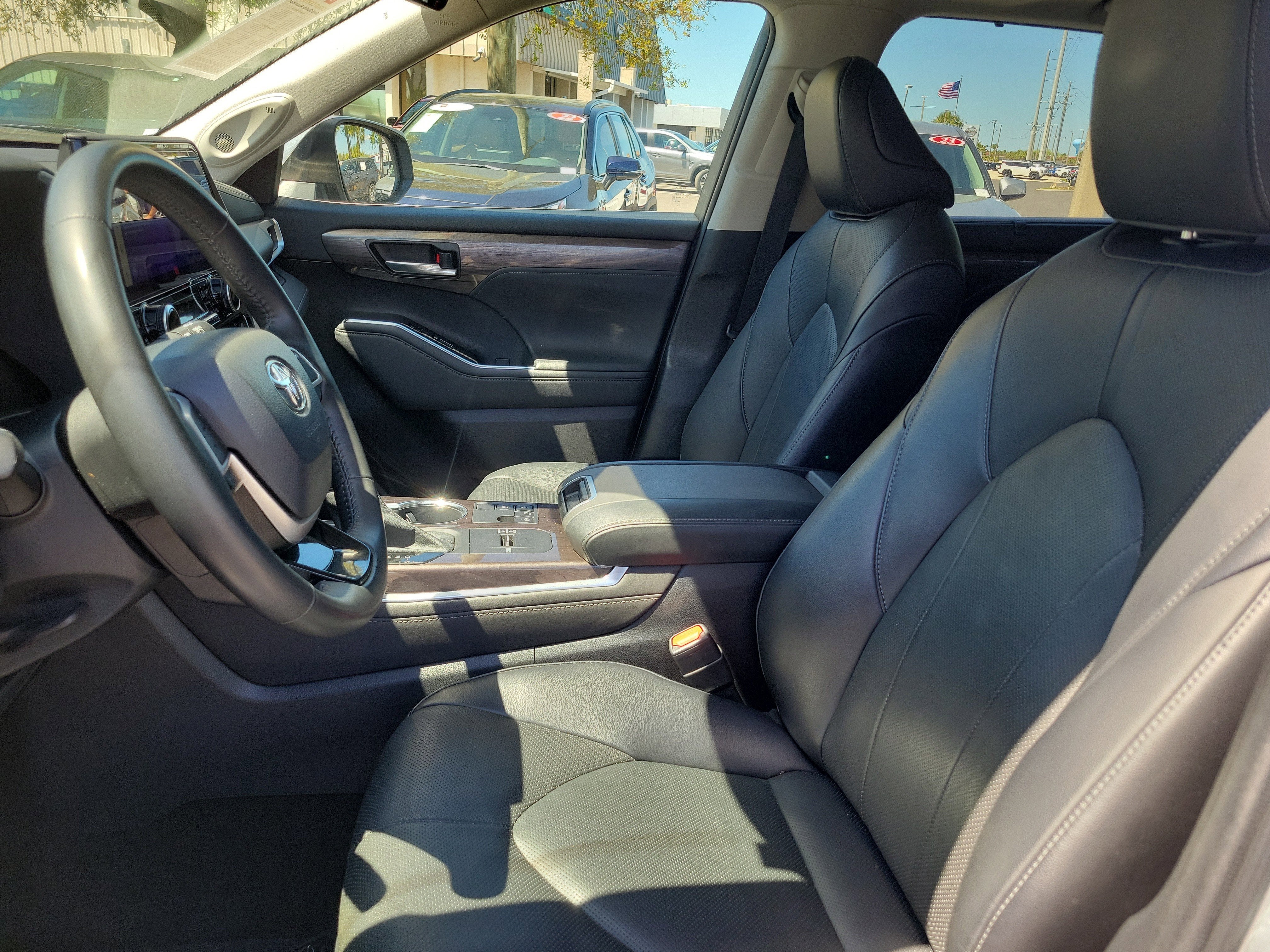 2023 Toyota Highlander Hybrid Limited