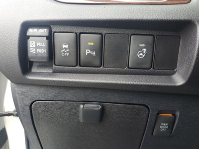 2018 Toyota Sienna XLE Auto Access Seat