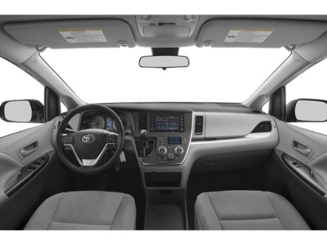 2018 Toyota Sienna XLE Auto Access Seat