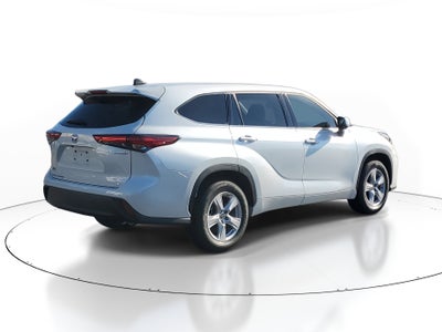 2022 Toyota Highlander Hybrid LE