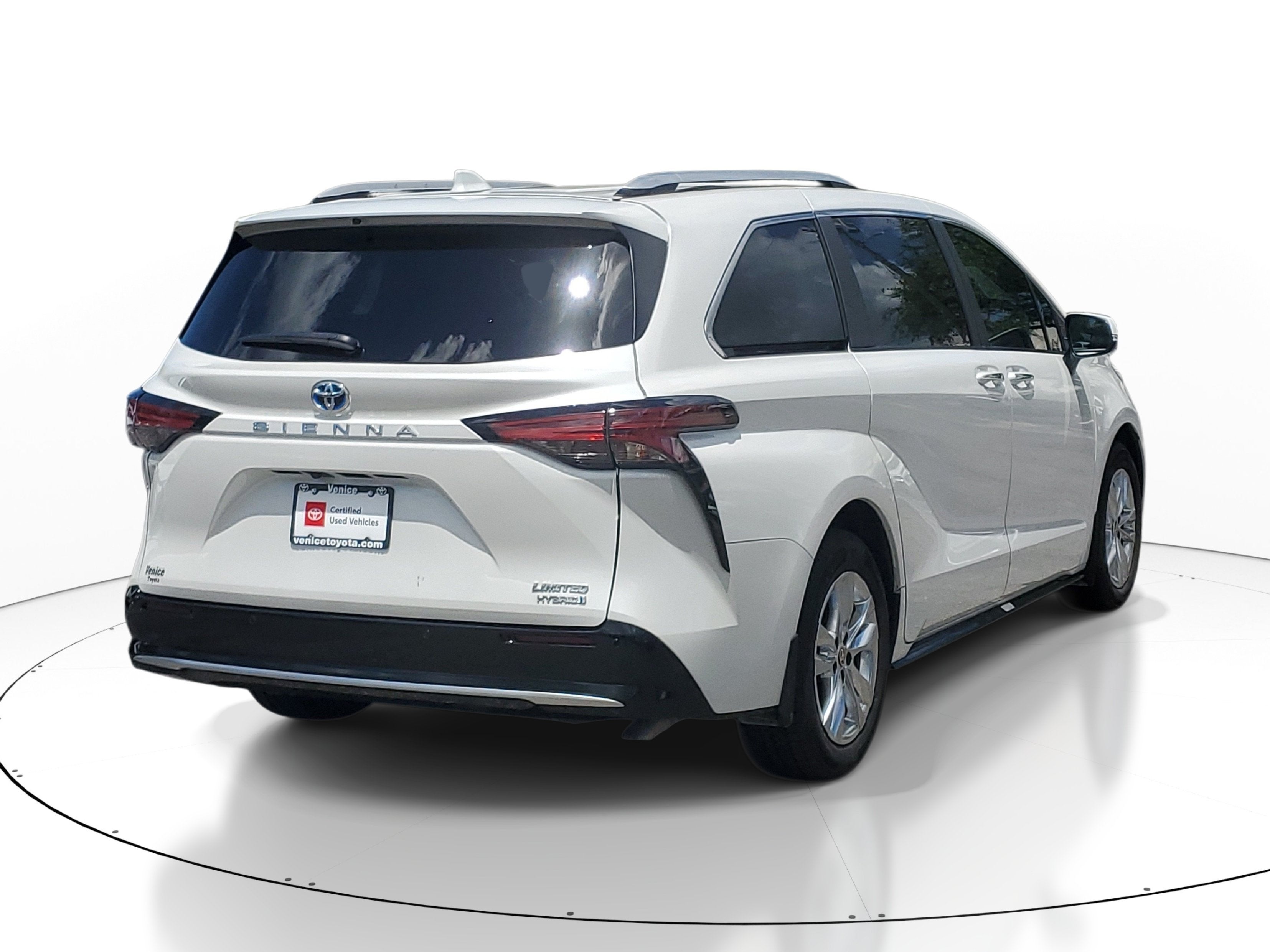2024 Toyota Sienna Limited