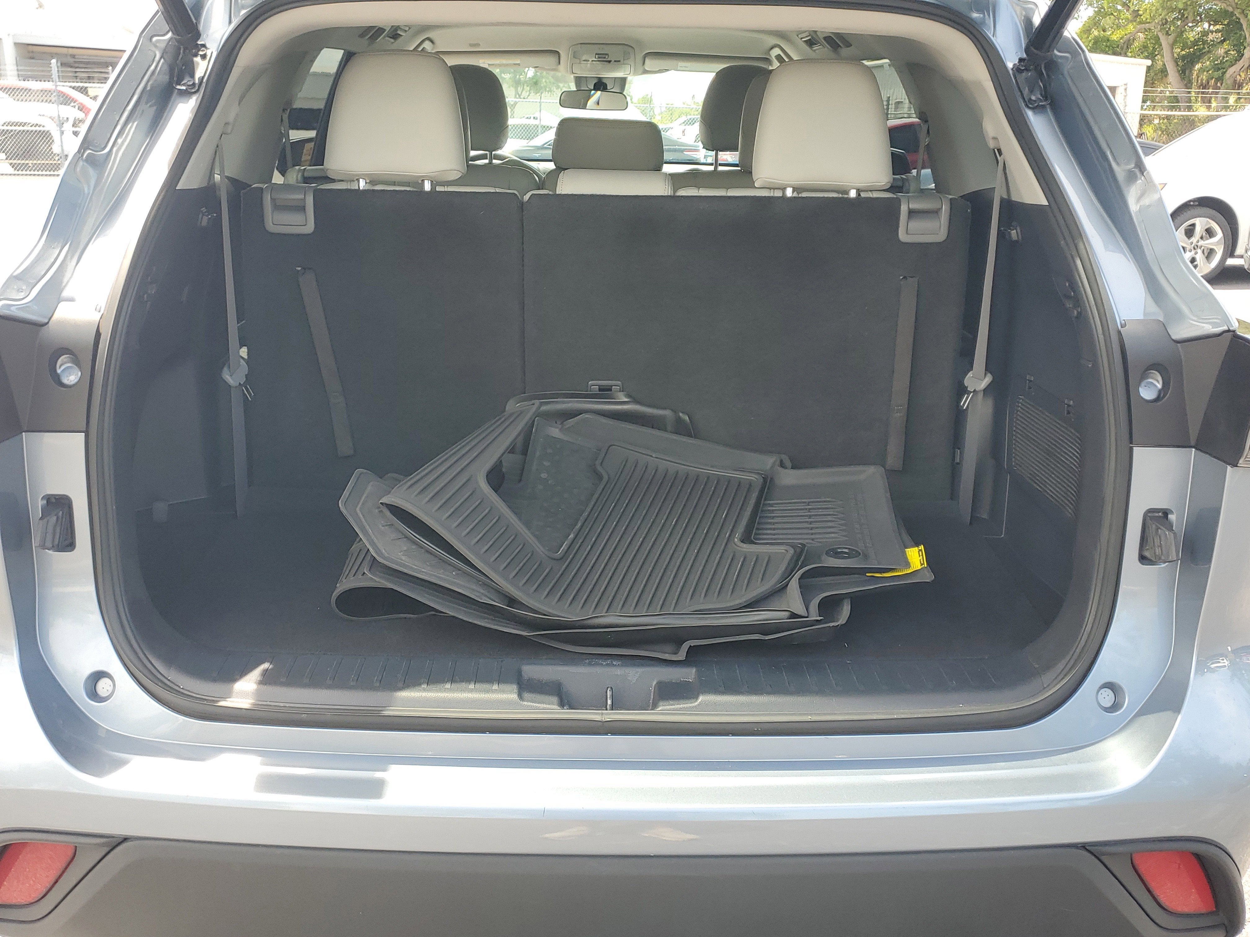 2021 Toyota Highlander L