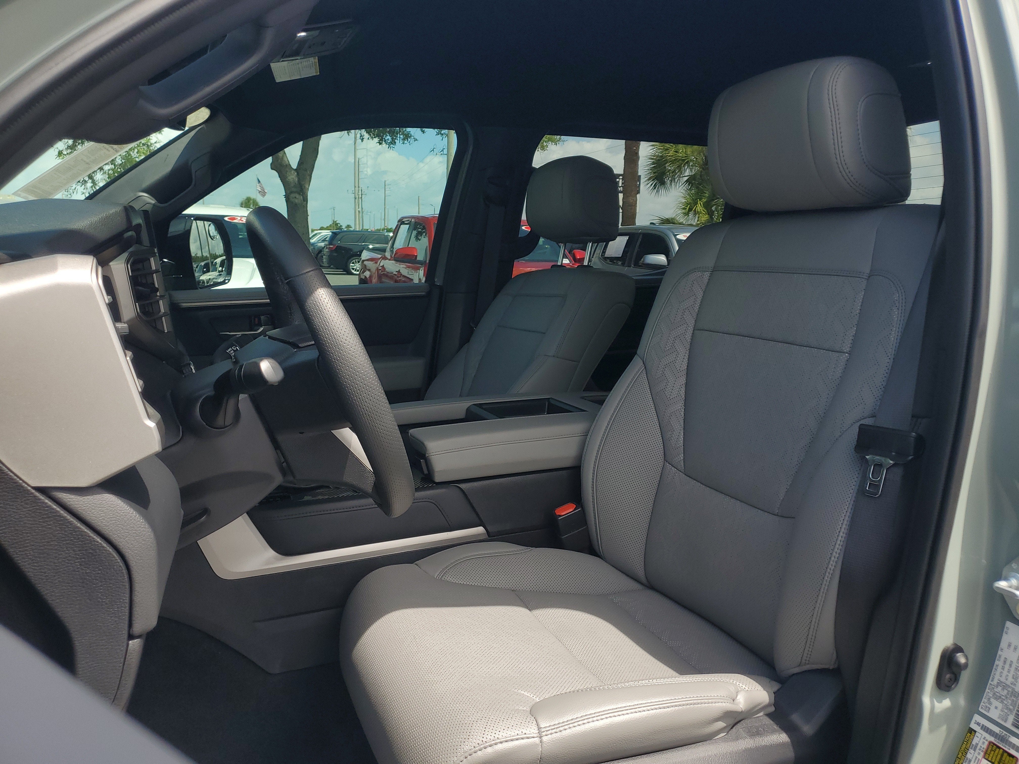 2025 Toyota Tundra 4WD SR5