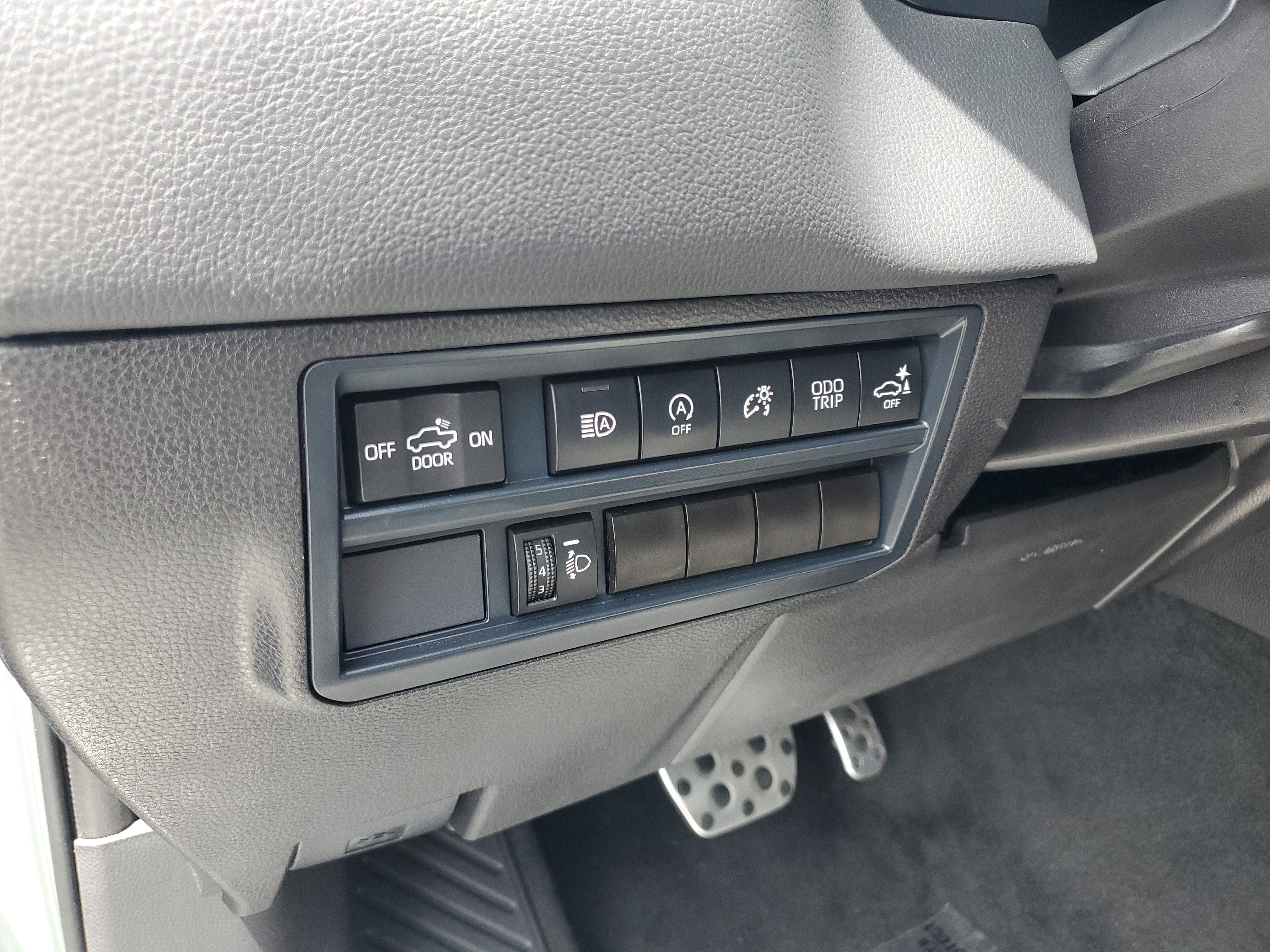 2025 Toyota Tundra 4WD SR5