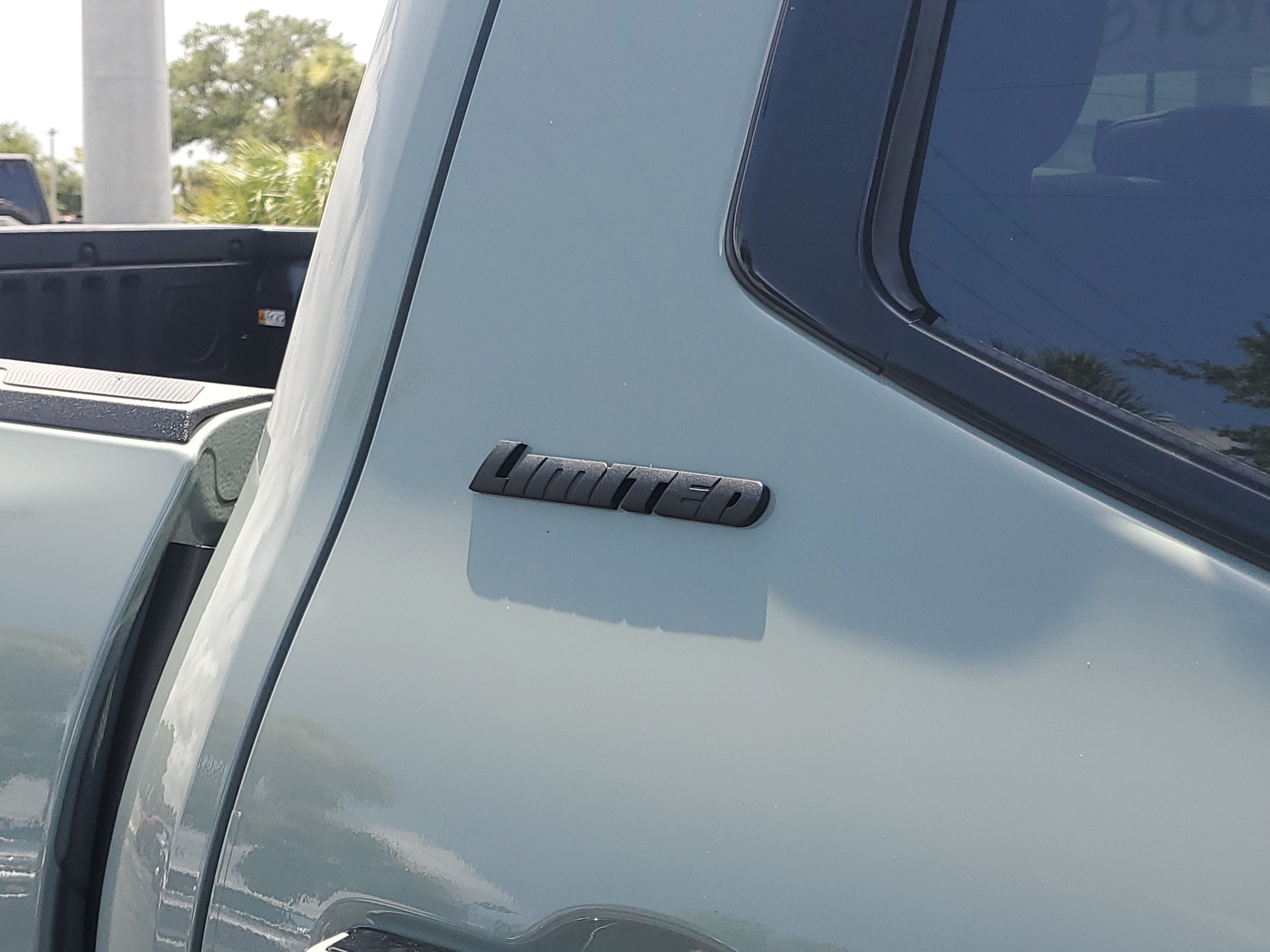 2025 Toyota Tundra 4WD SR5