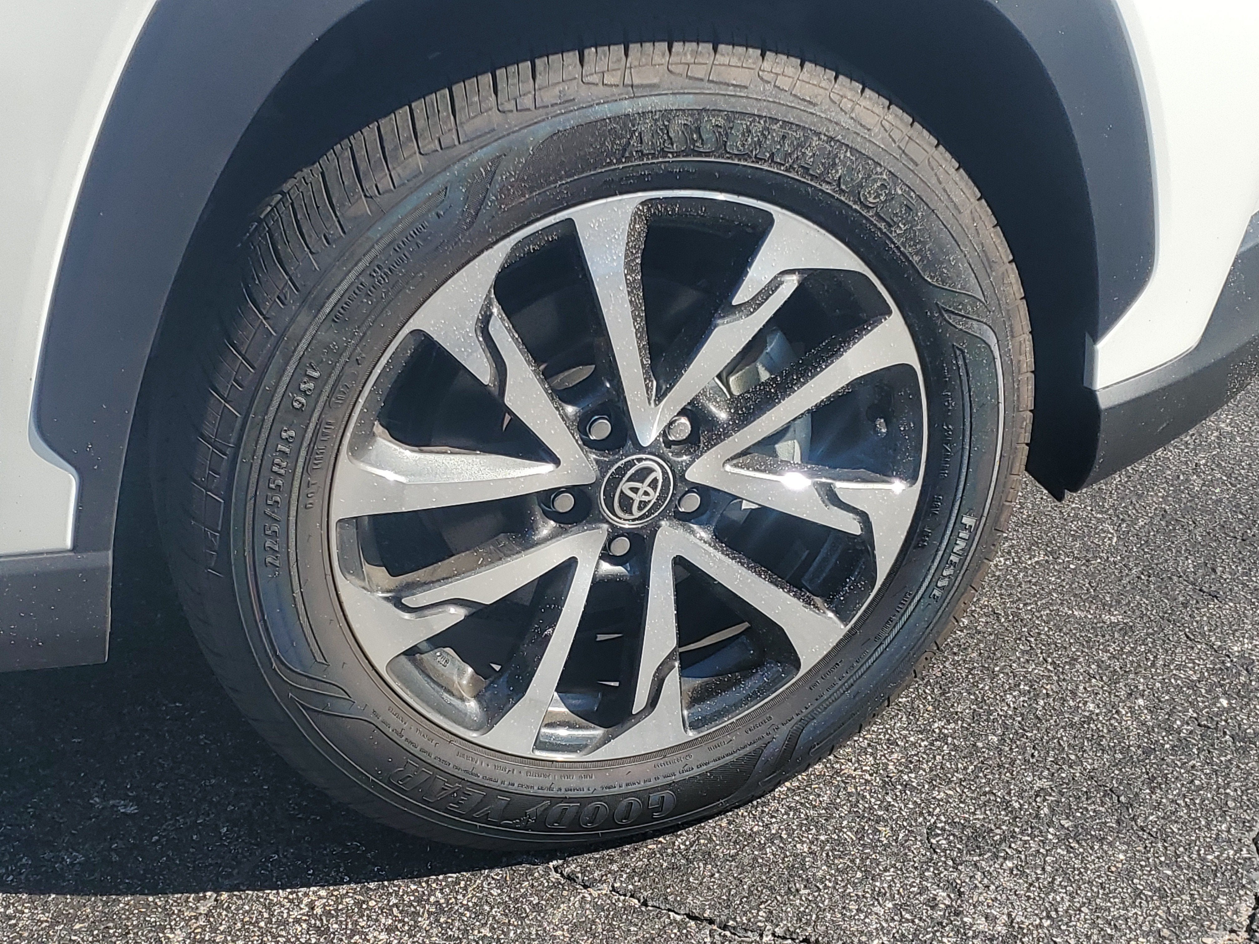 2022 Toyota Corolla Cross XLE
