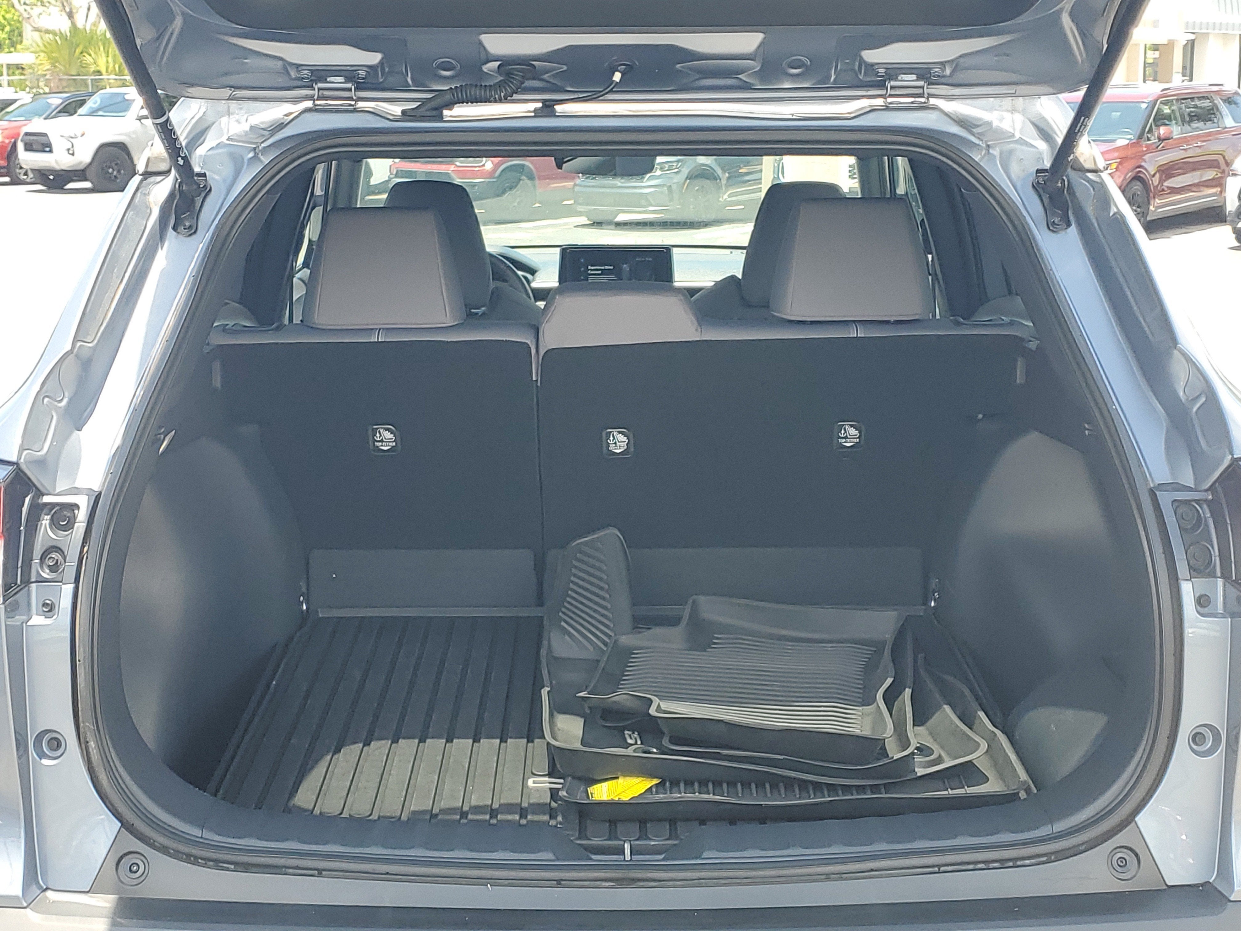 2024 Toyota Corolla Cross Hybrid SE