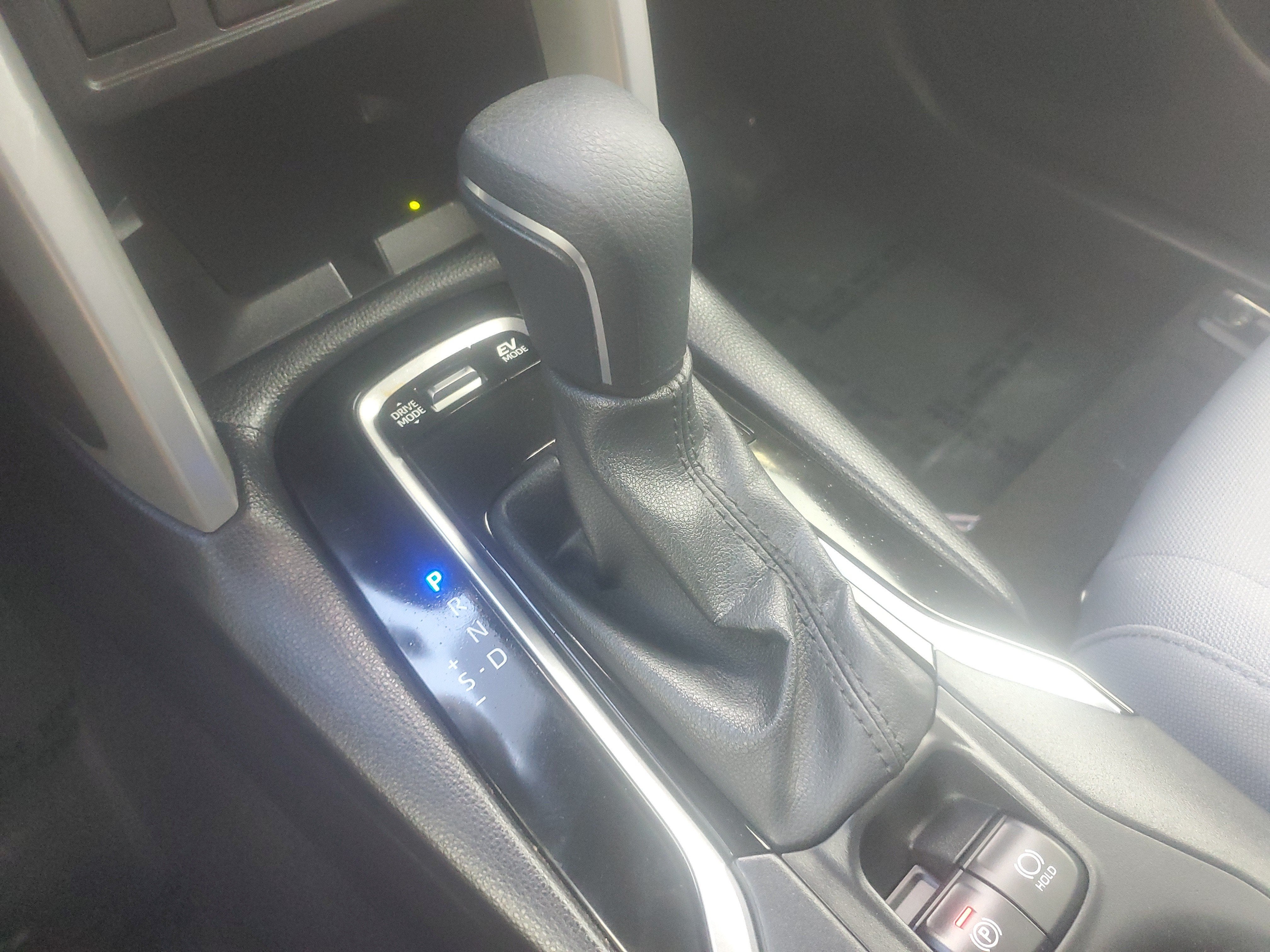 2024 Toyota Corolla Cross Hybrid SE
