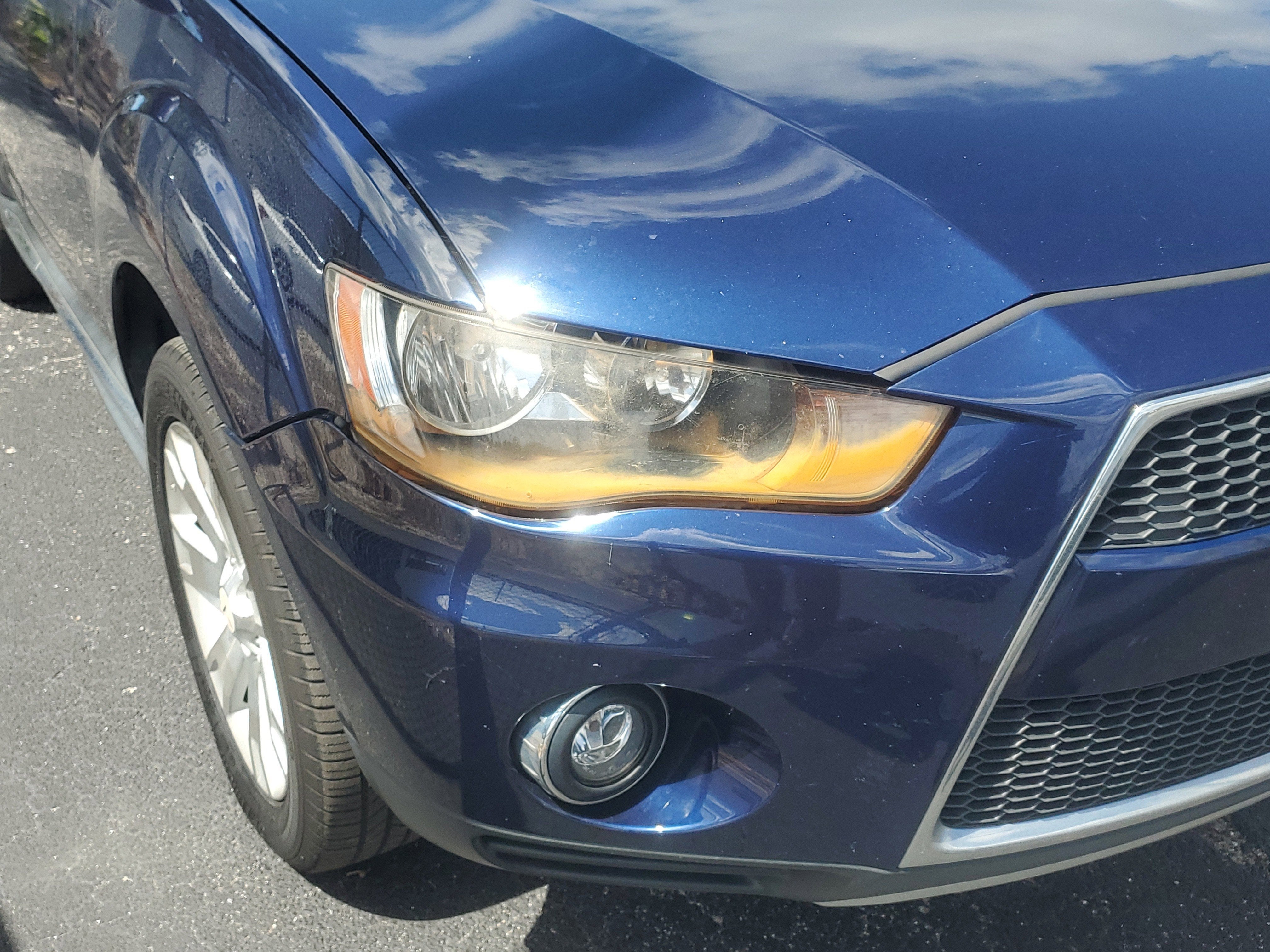 2011 Mitsubishi Outlander SE