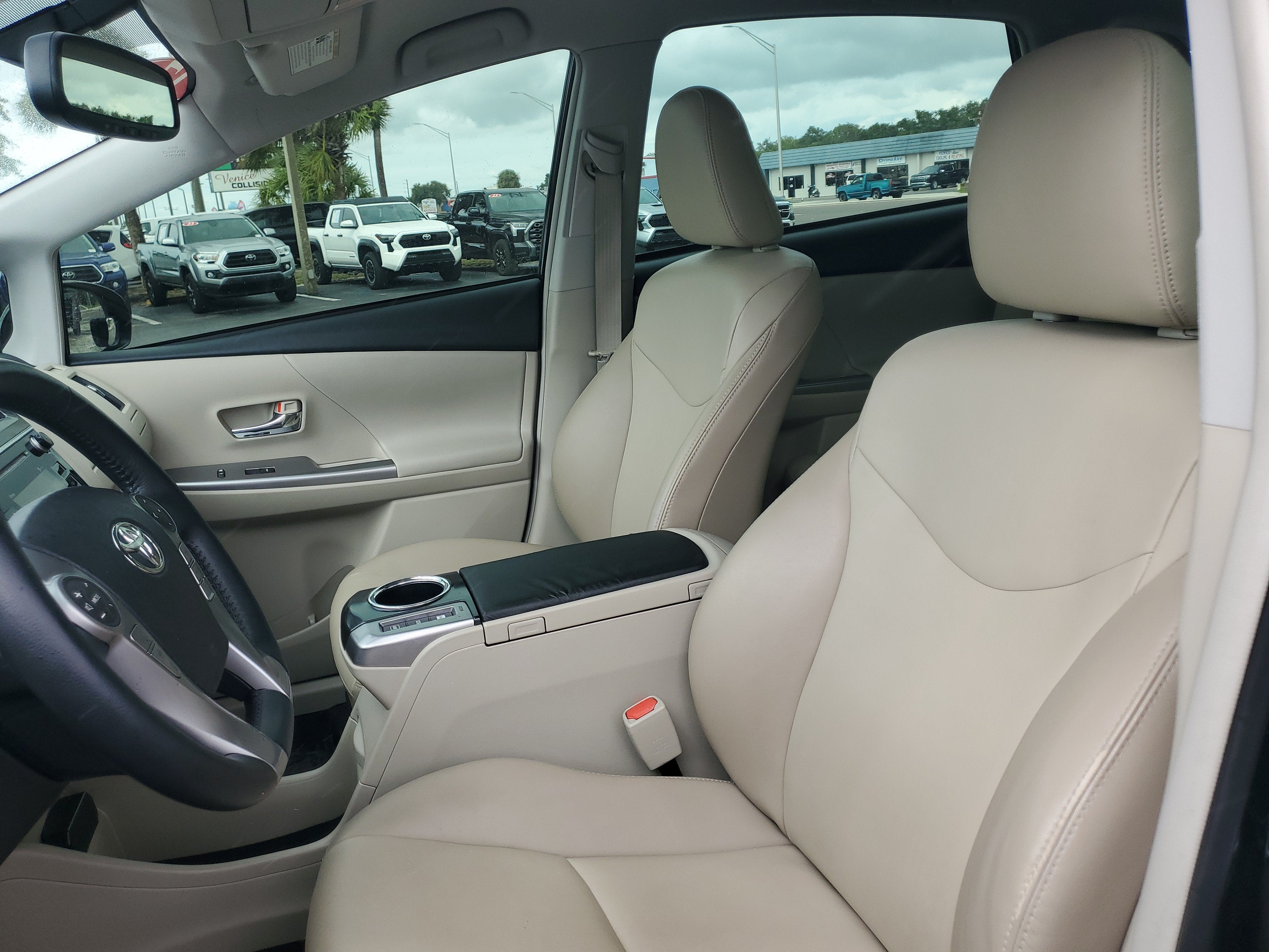2017 Toyota Prius v Two