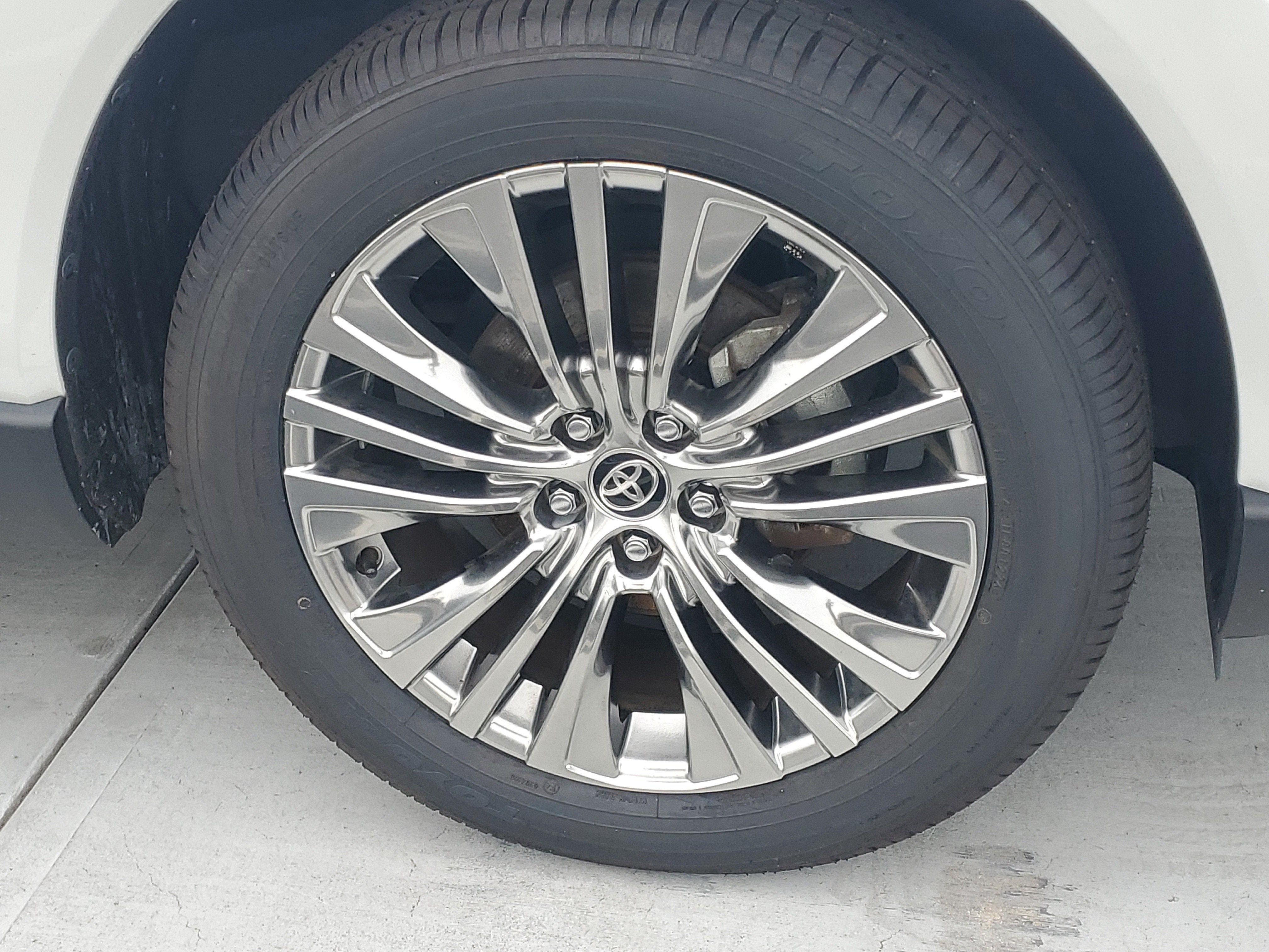 2024 Toyota Venza XLE