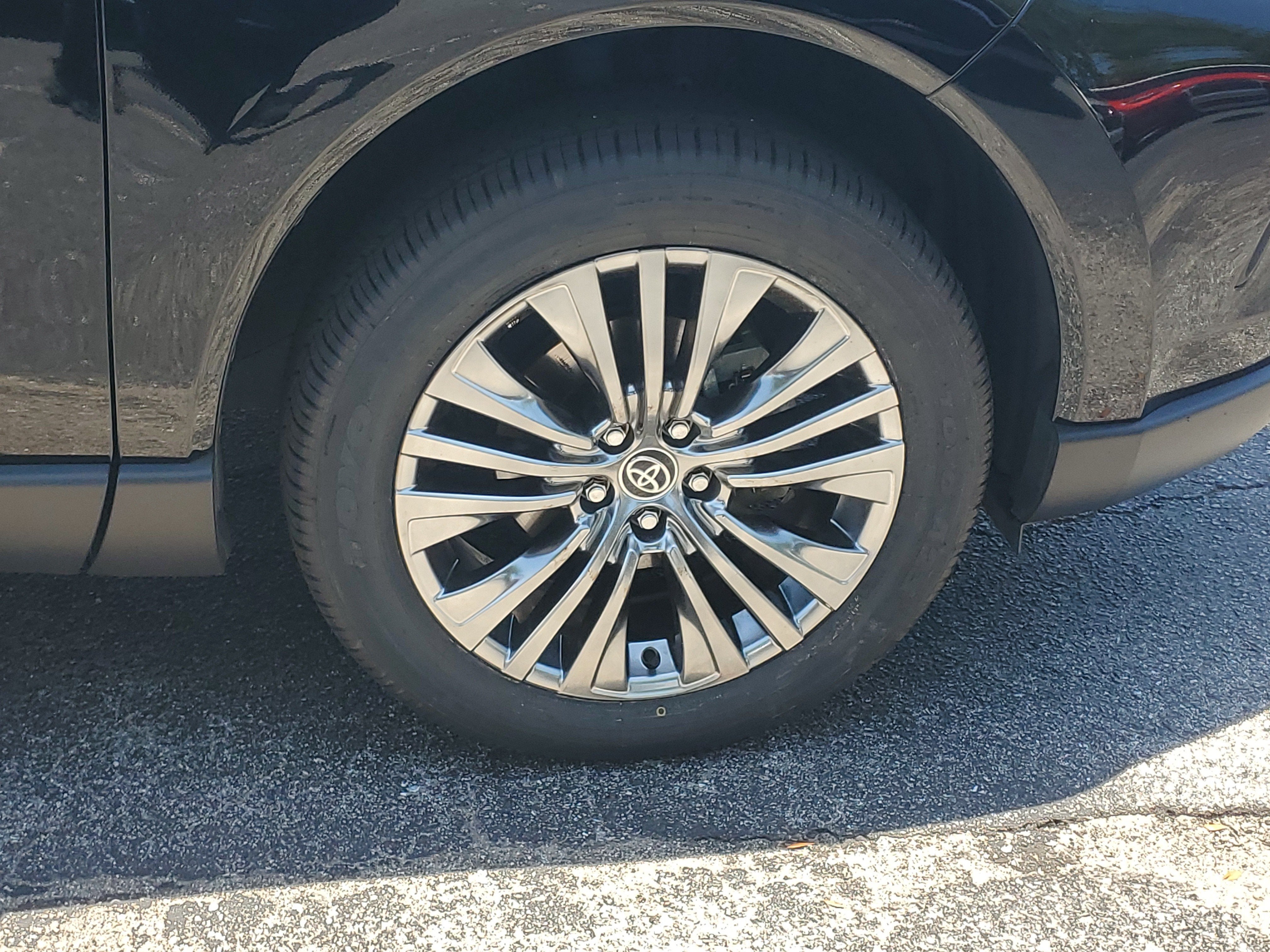 2024 Toyota Venza XLE