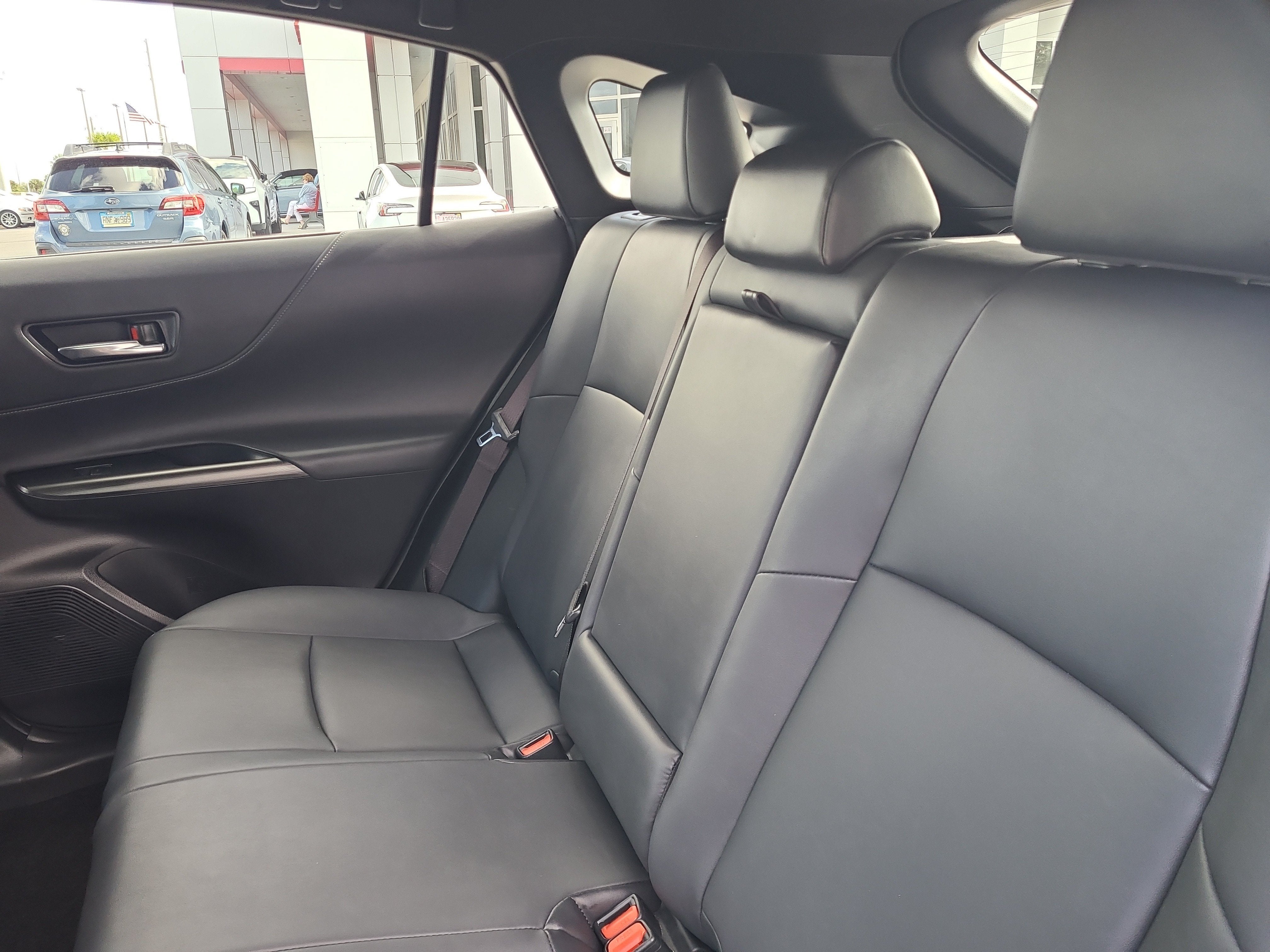 2023 Toyota Venza LE