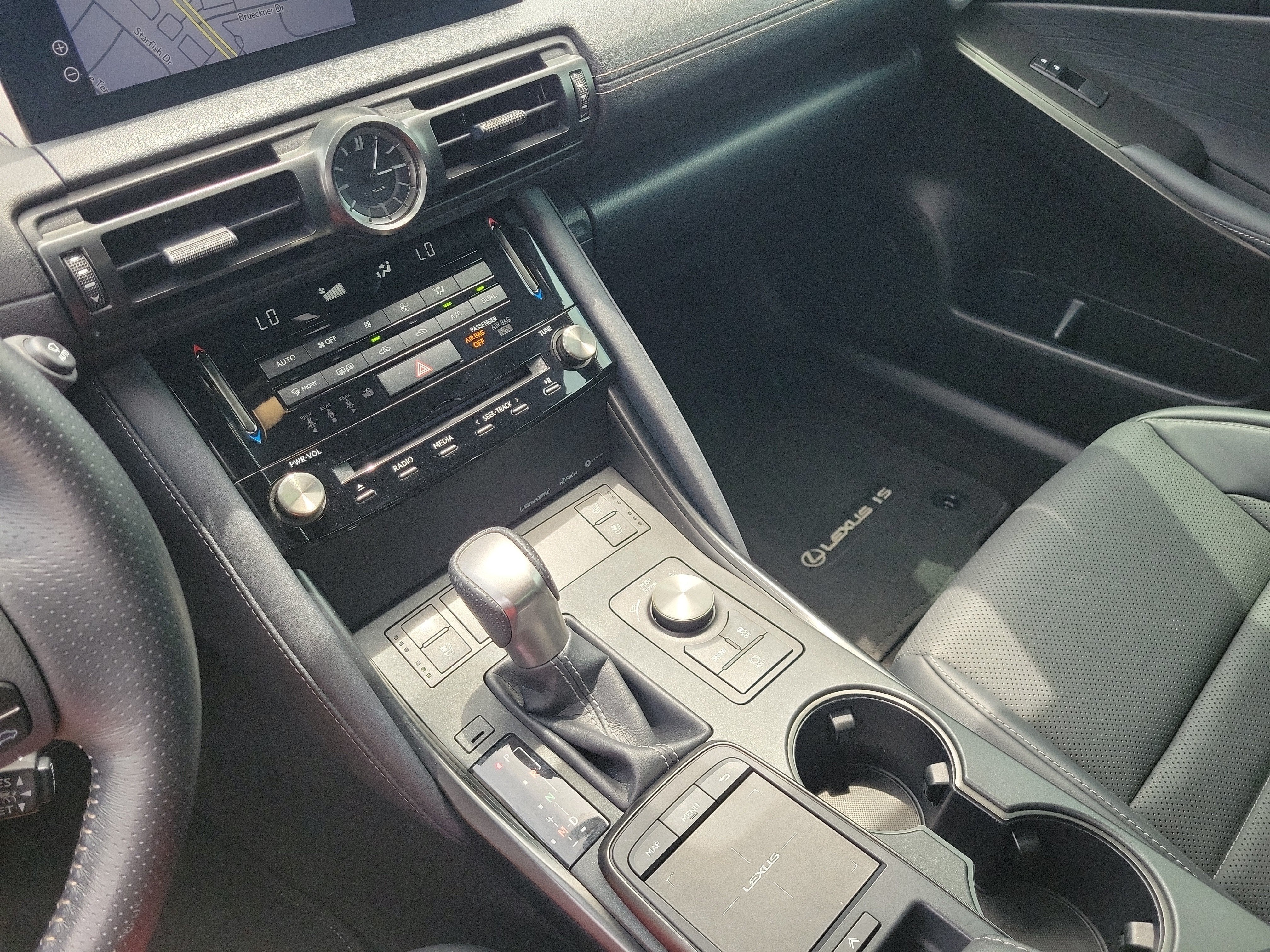 2024 Lexus IS IS 350 F SPORT Design