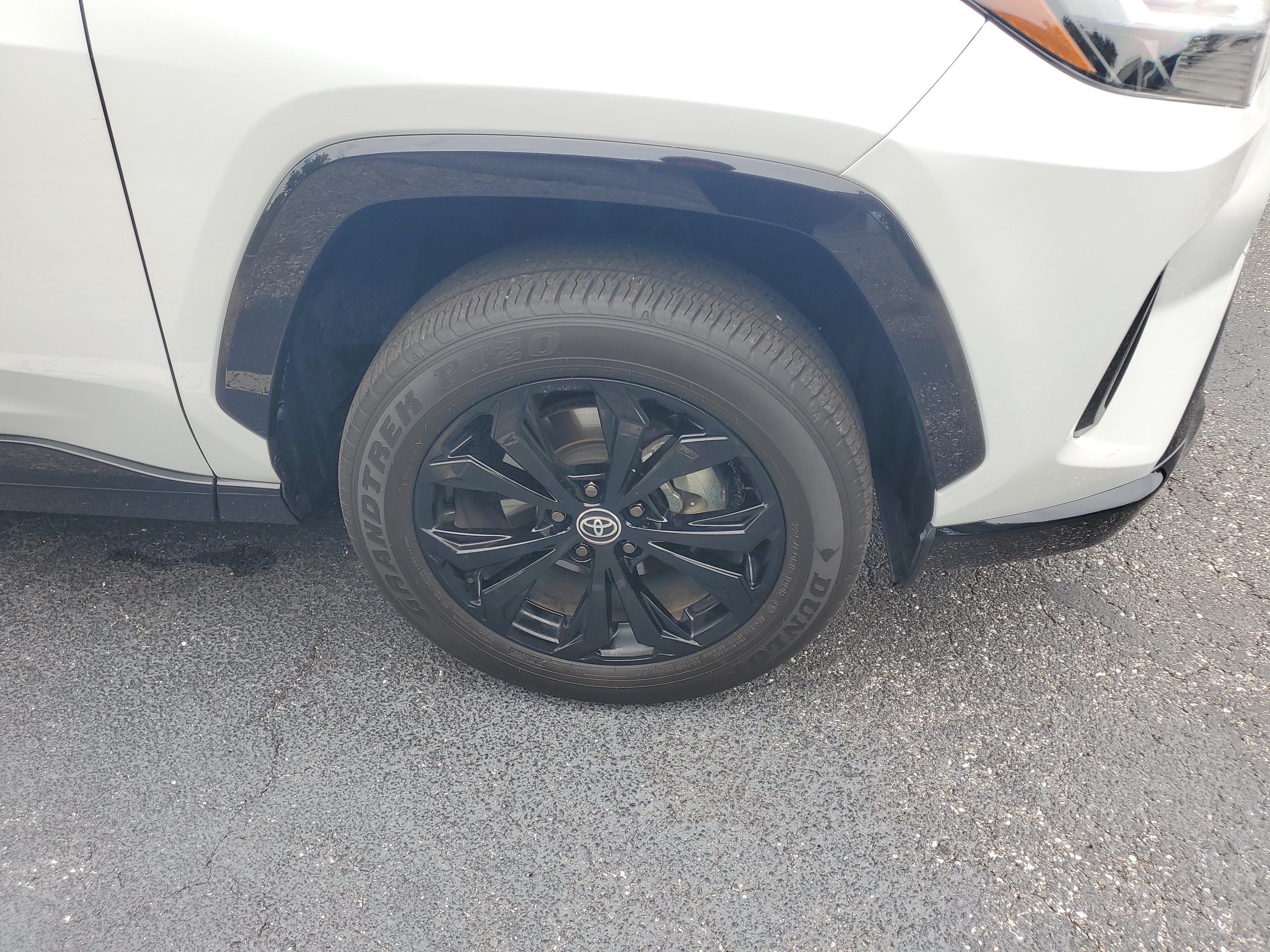2023 Toyota RAV4 Hybrid SE