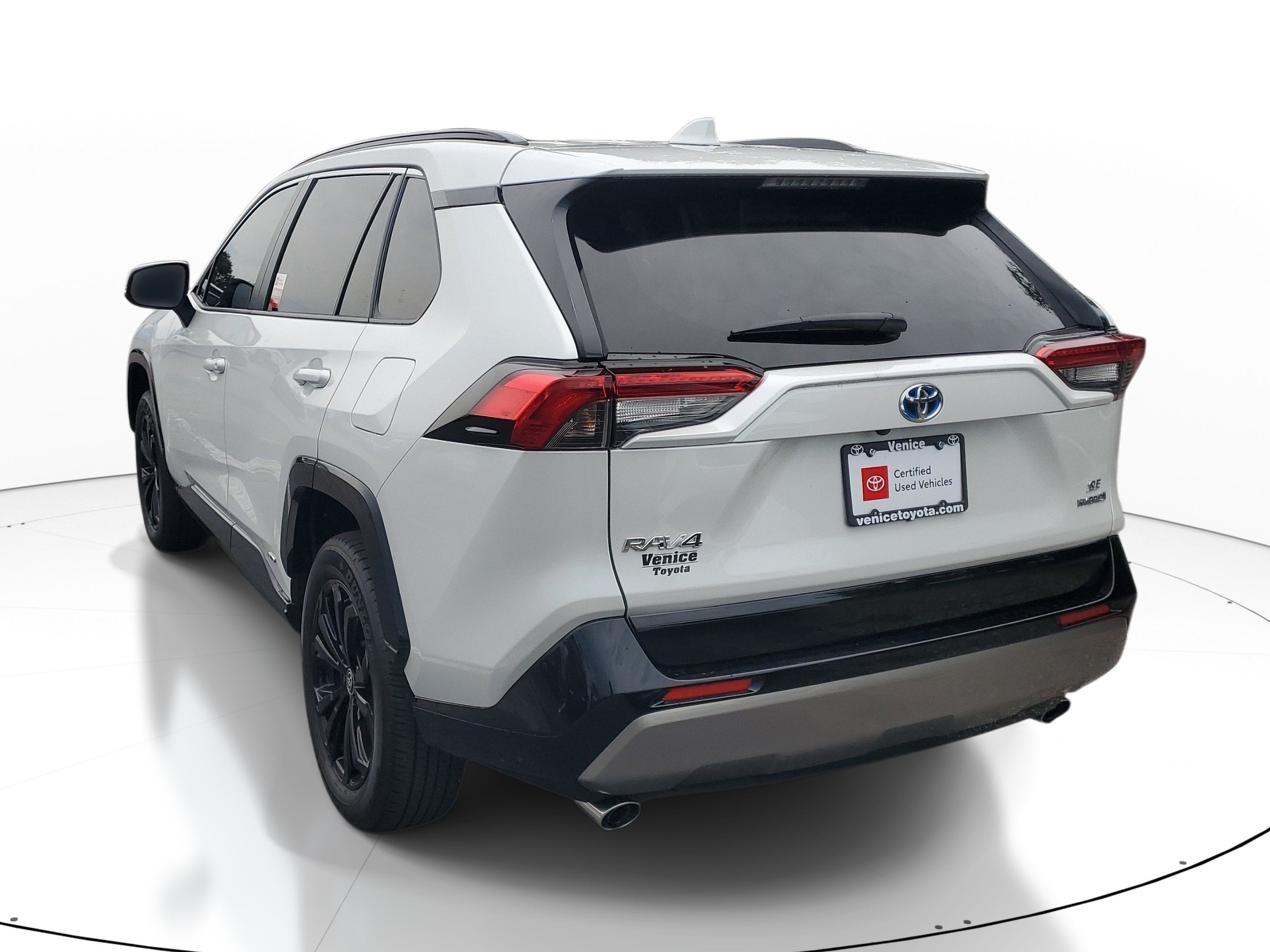 2023 Toyota RAV4 Hybrid SE