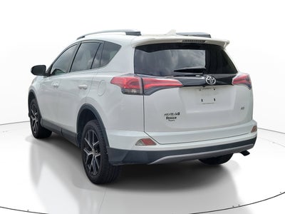 2017 Toyota RAV4 SE