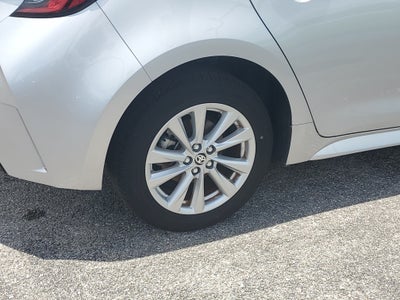 2025 Toyota Corolla Hatchback SE