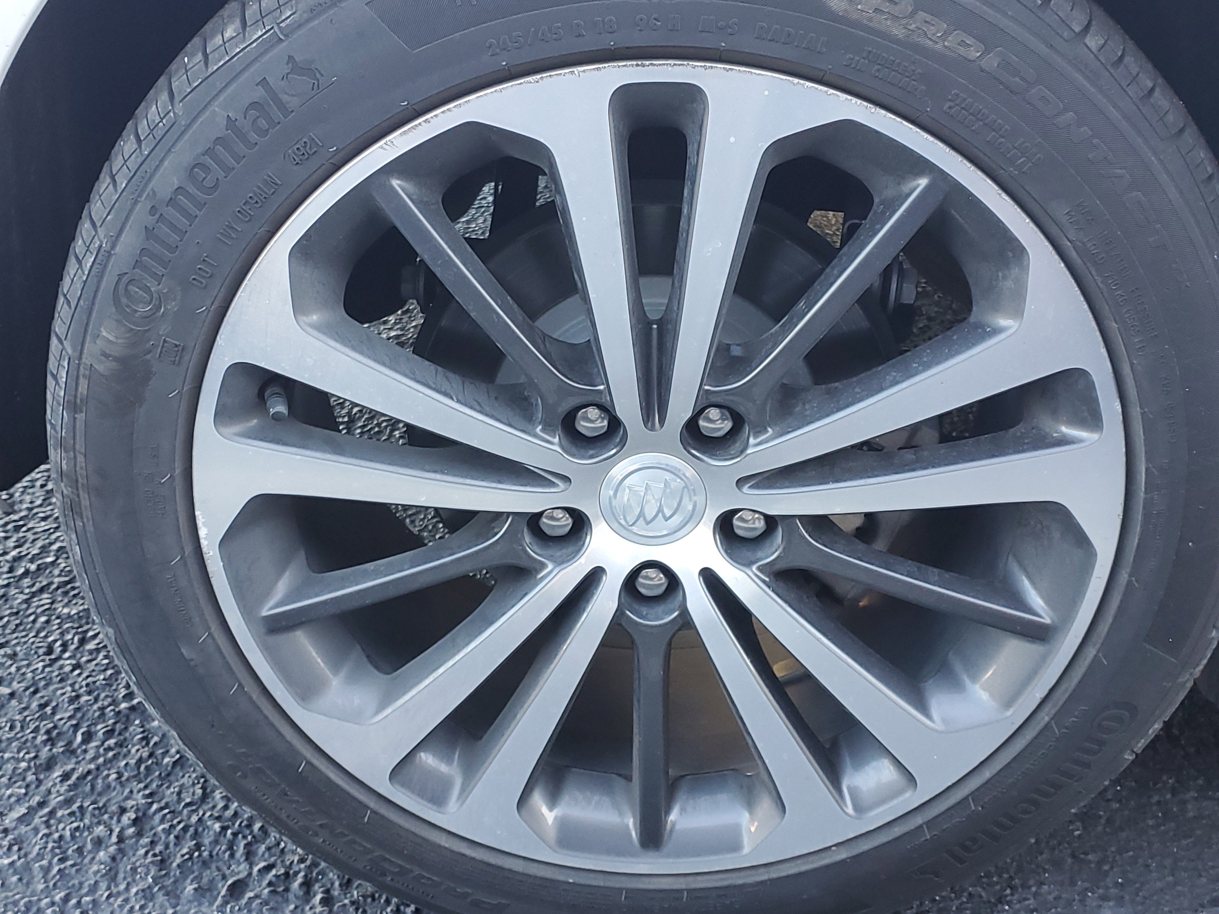 2018 Buick Regal Sportback Essence