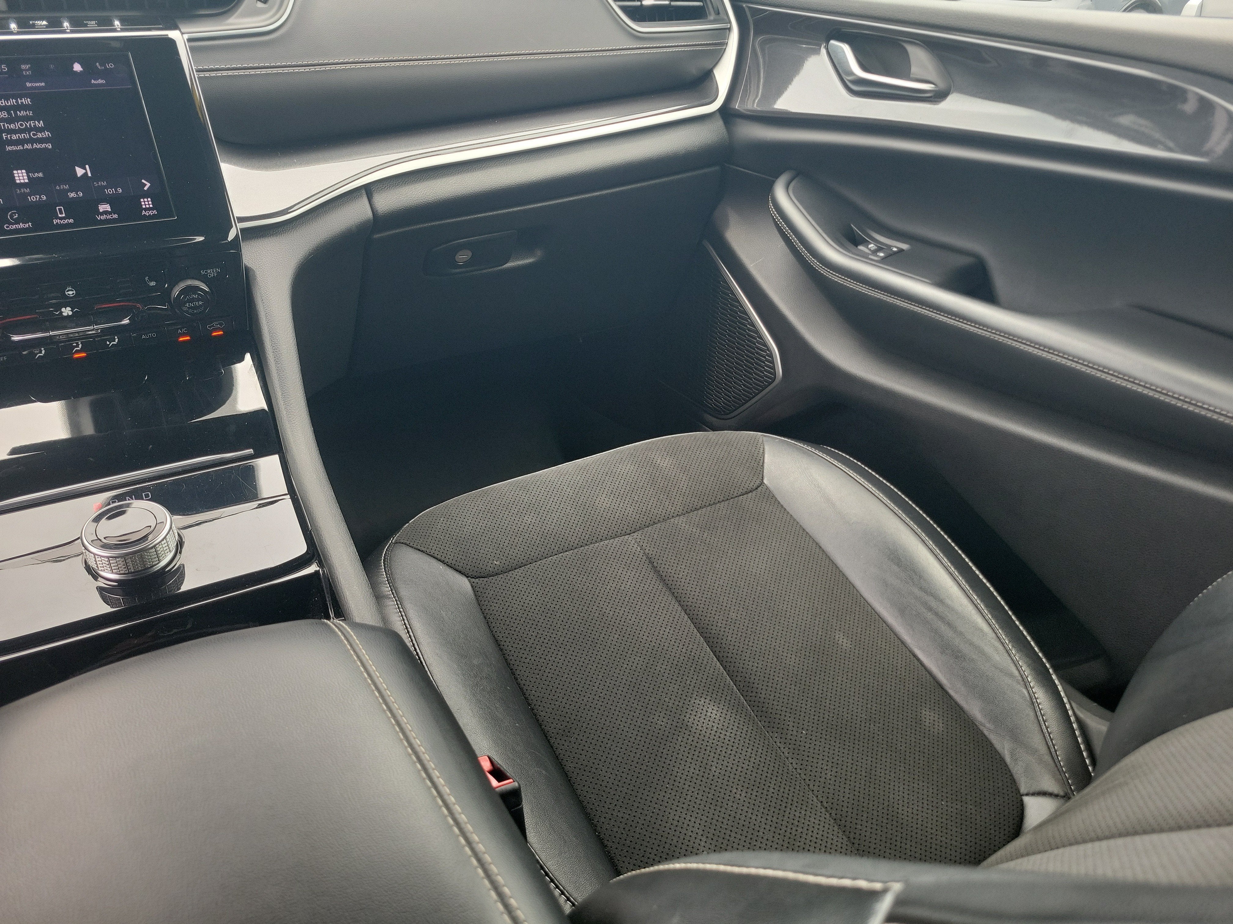 2022 Jeep Grand Cherokee L Altitude