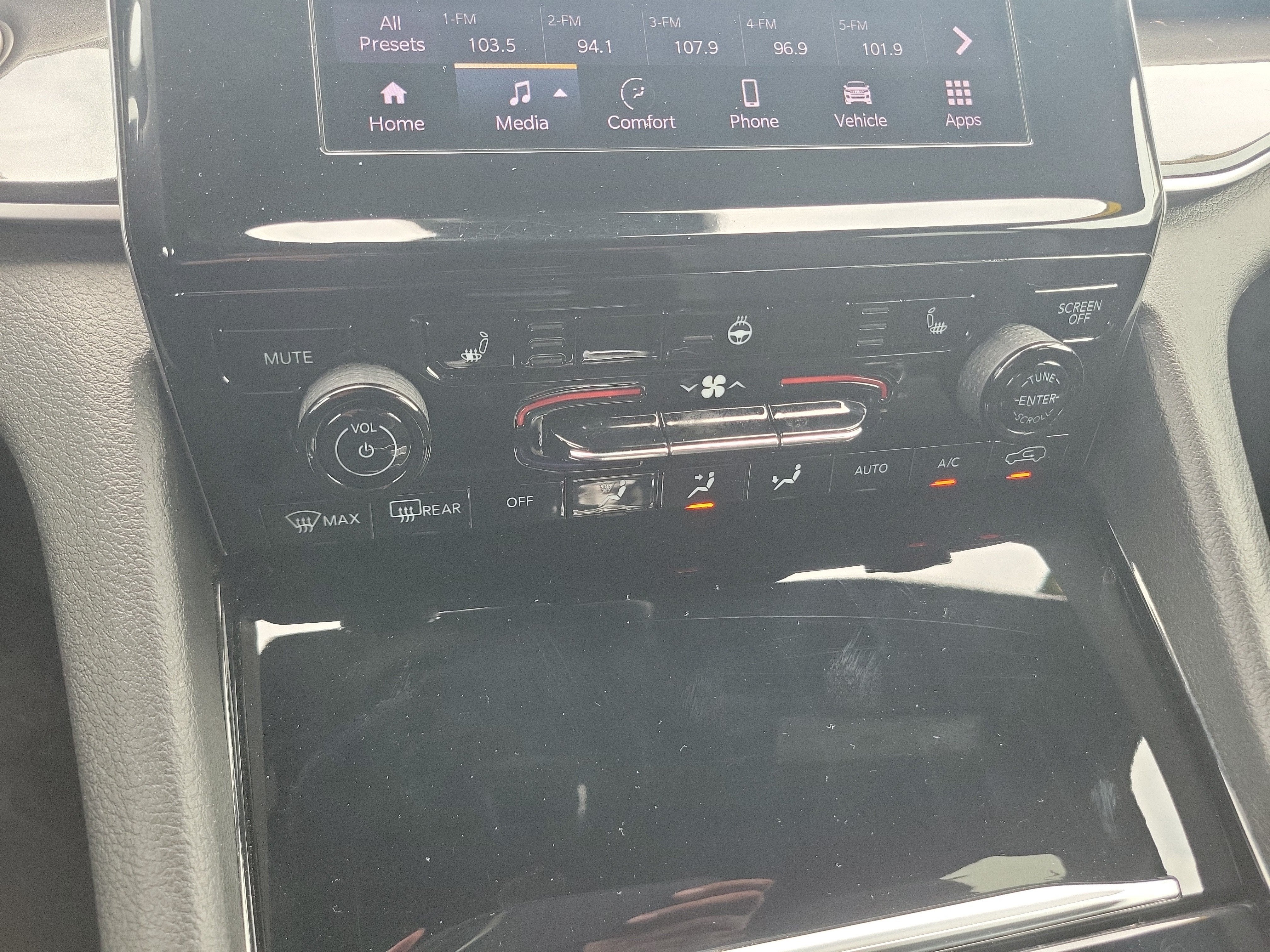 2022 Jeep Grand Cherokee L Altitude