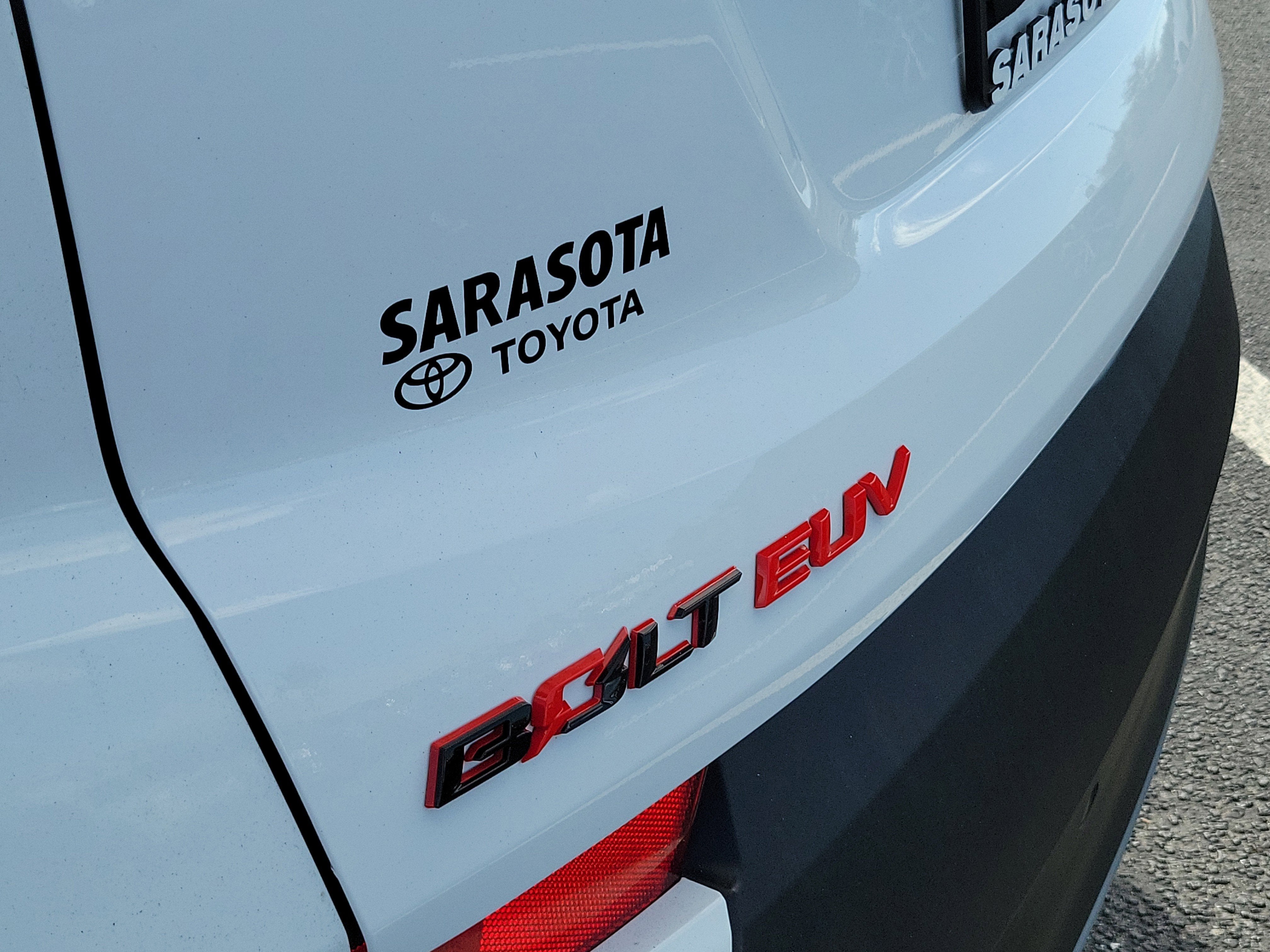 2023 Chevrolet Bolt EUV LT