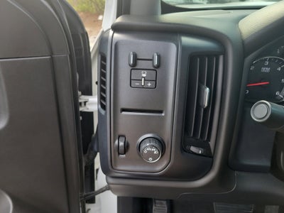 2018 GMC Sierra 3500HD 2WD Reg Cab 137.5" WB, 59.06" CA