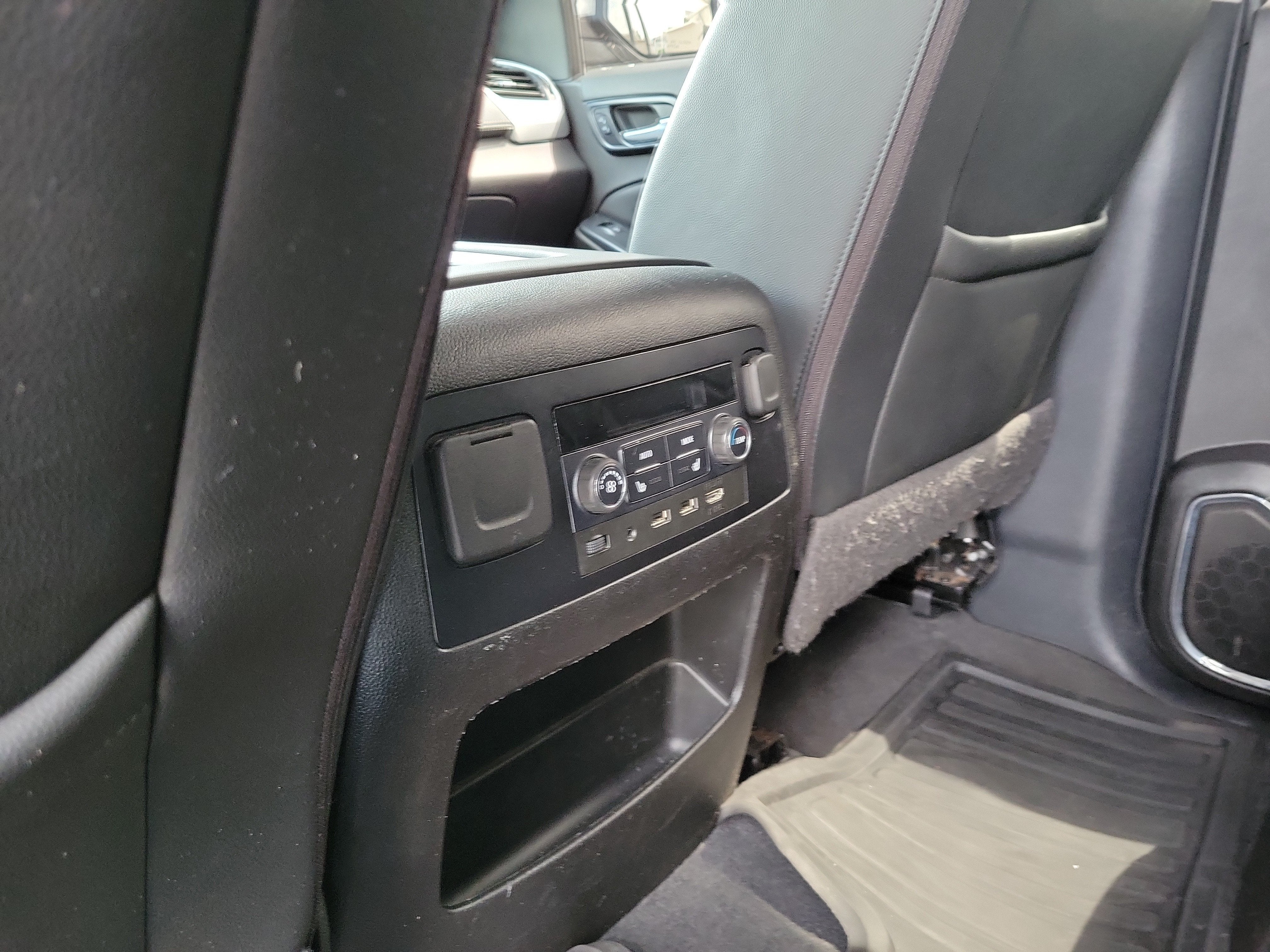 2020 GMC Yukon SLT